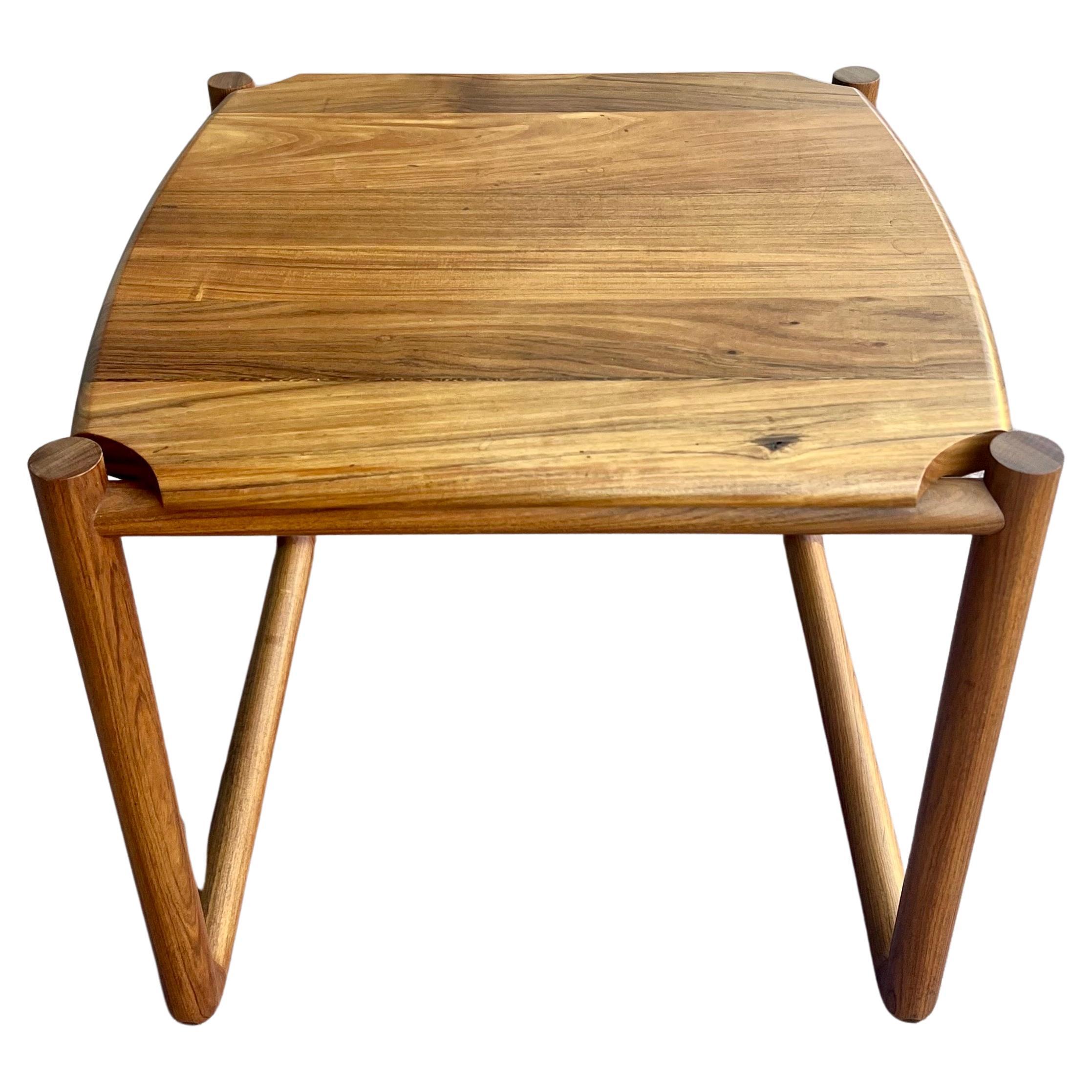 California Design solid walnut end table circa 1980's beautiful craftsmanship and quality circa 1980's stamped at the bottom, by Pat Warner of San Diego Woodworkers Association. Beautiful solid great craftsmanship one of a kind.