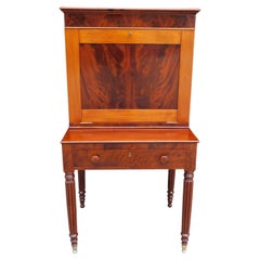 Antique American Southern Mahogany and Leather Plantation Desk with Reeded Legs, C. 1810