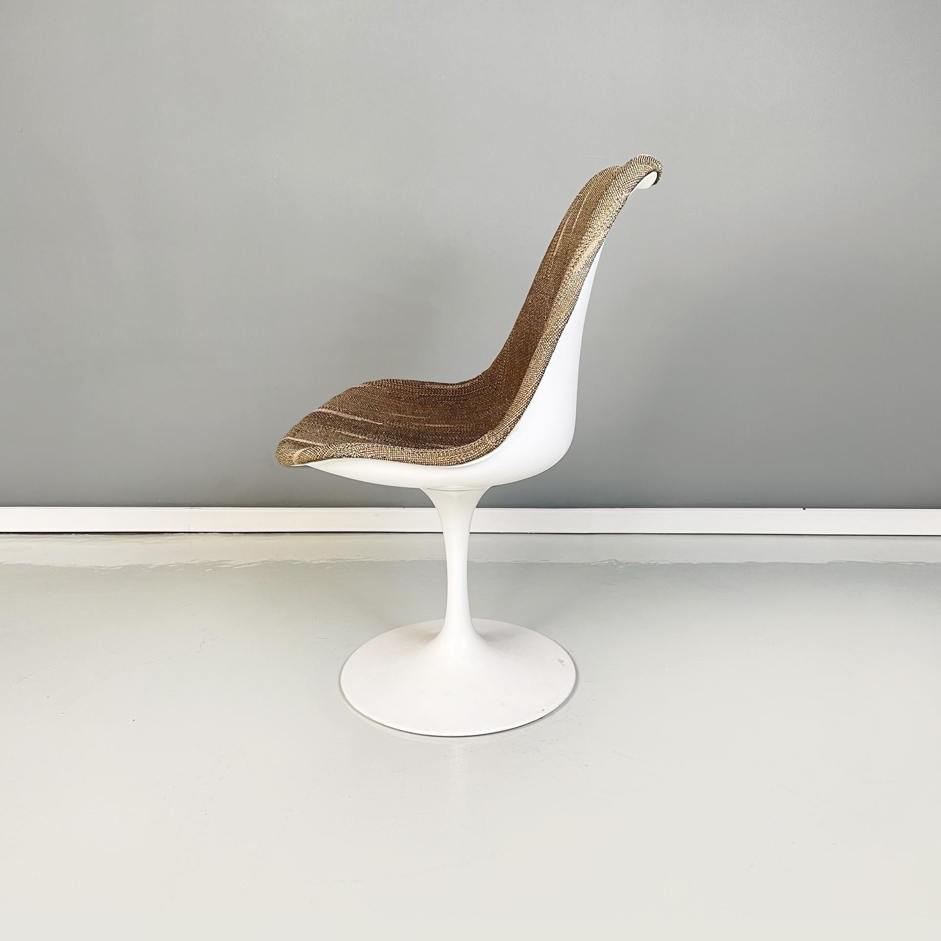 American Space Age Brown Fabric Tulip Chair by Eero Saarinen for Knoll, 1970s In Good Condition In MIlano, IT