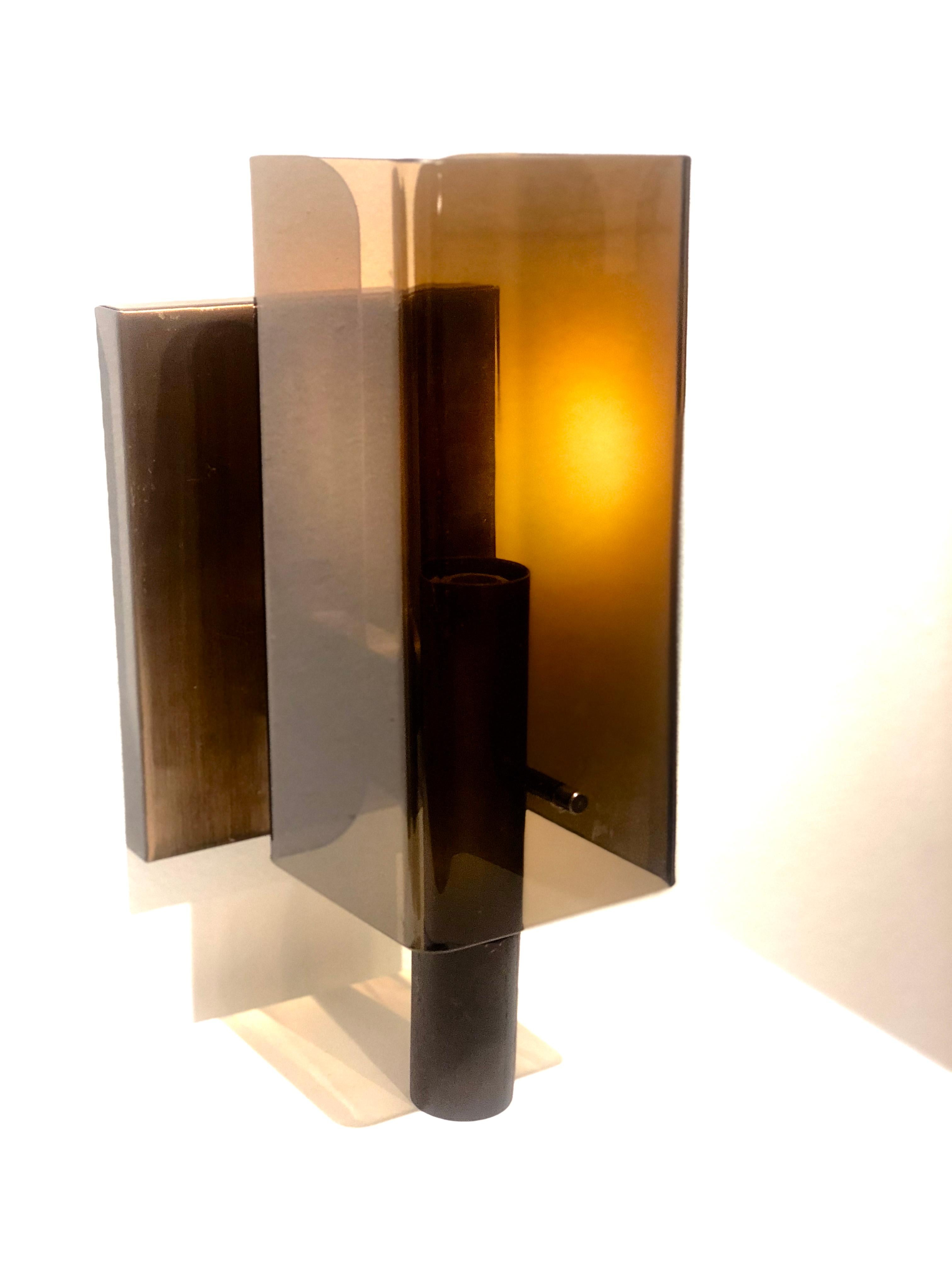 American Space Age Pair of Wall Sconces in Smoke Lucite and Copper 2