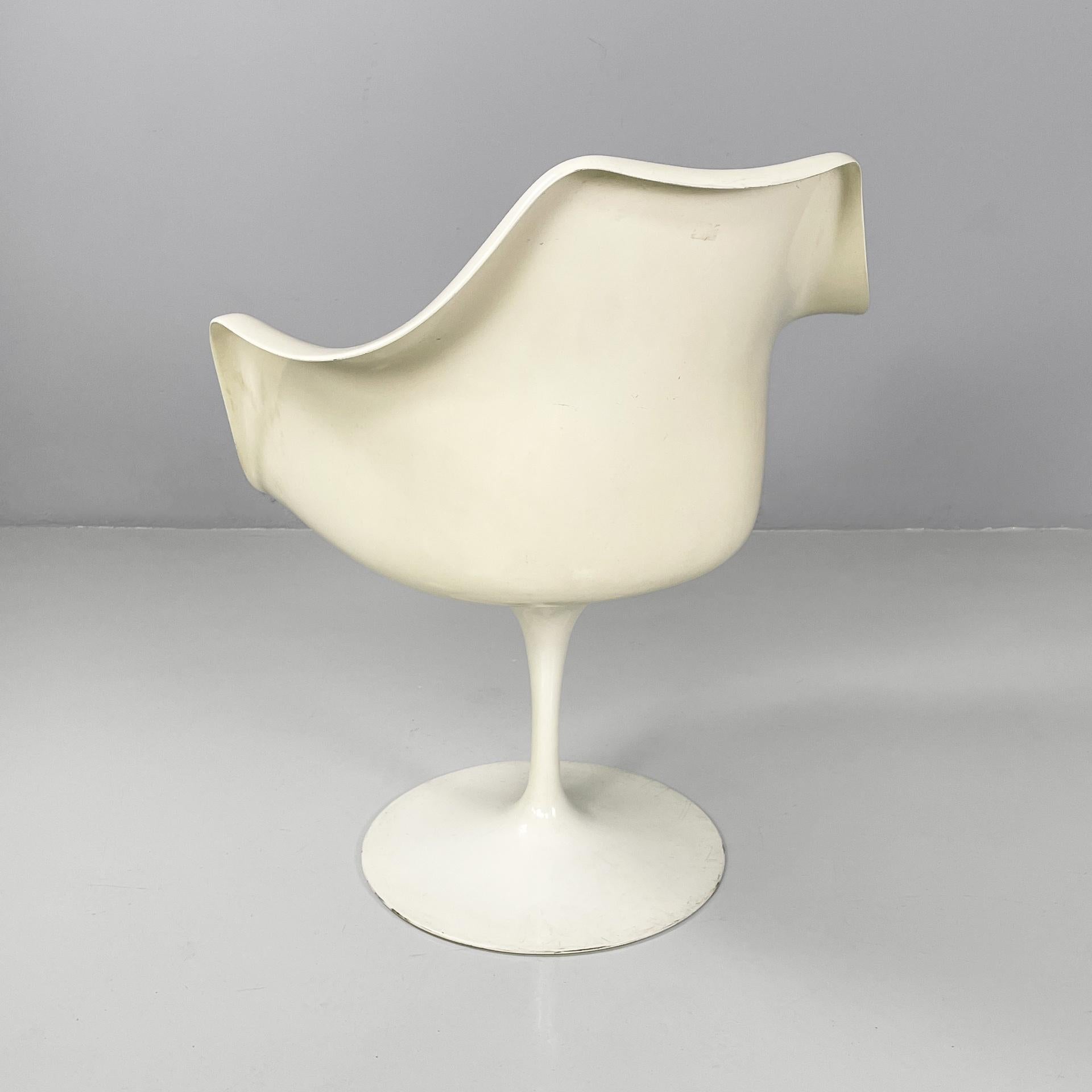 Sedie bianche americane A Space Age Tulip di Eero Saarinen per Knoll, anni '70 In condizioni discrete in vendita a MIlano, IT