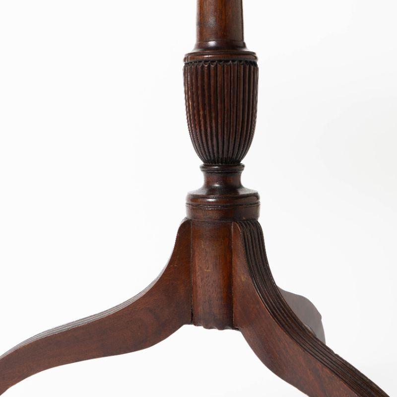 American Spider Leg Tilt-Top Candle Stand by John Meads, 1810 For Sale 2