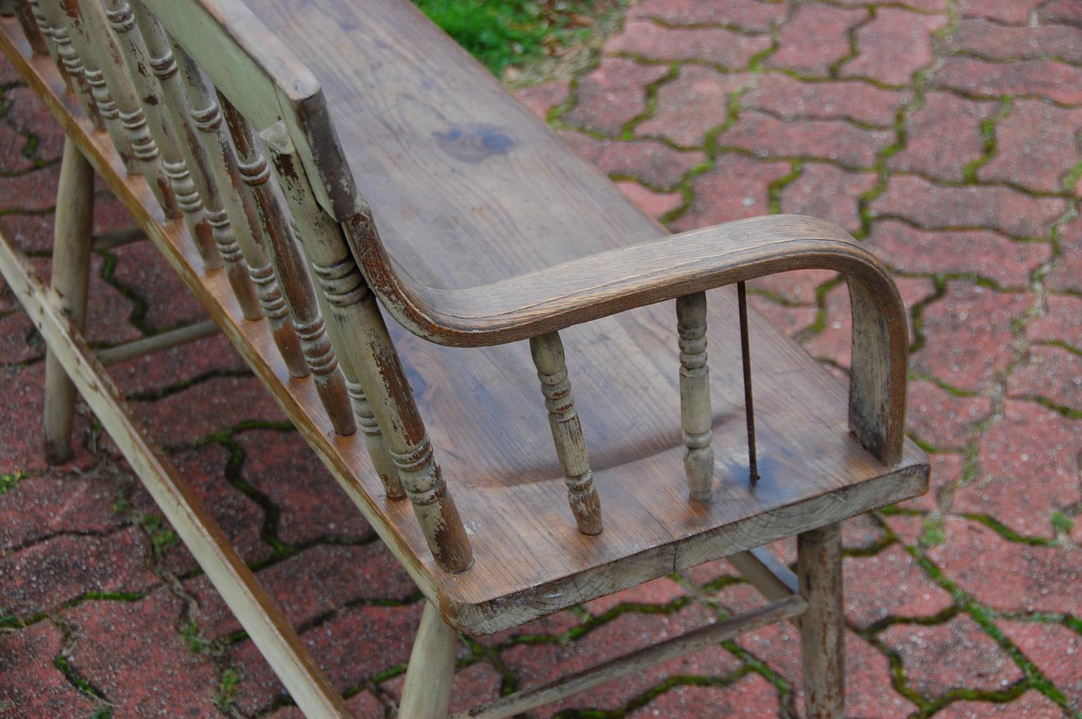 Wood American Spindleback Mid 19th Century Bench in Original Paint