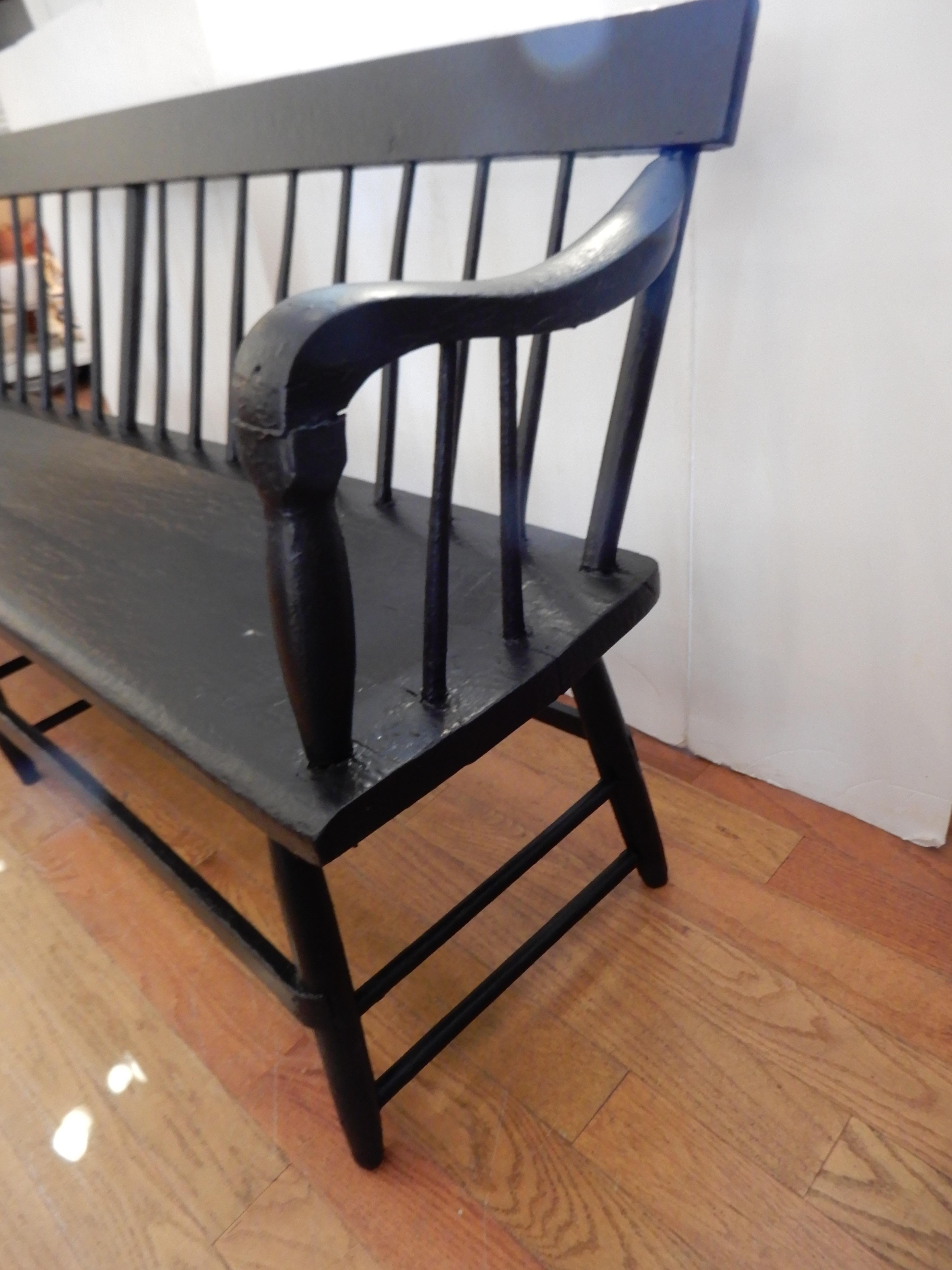 Arts and Crafts An American Antique Wooden  Bench /Settee, c1890s