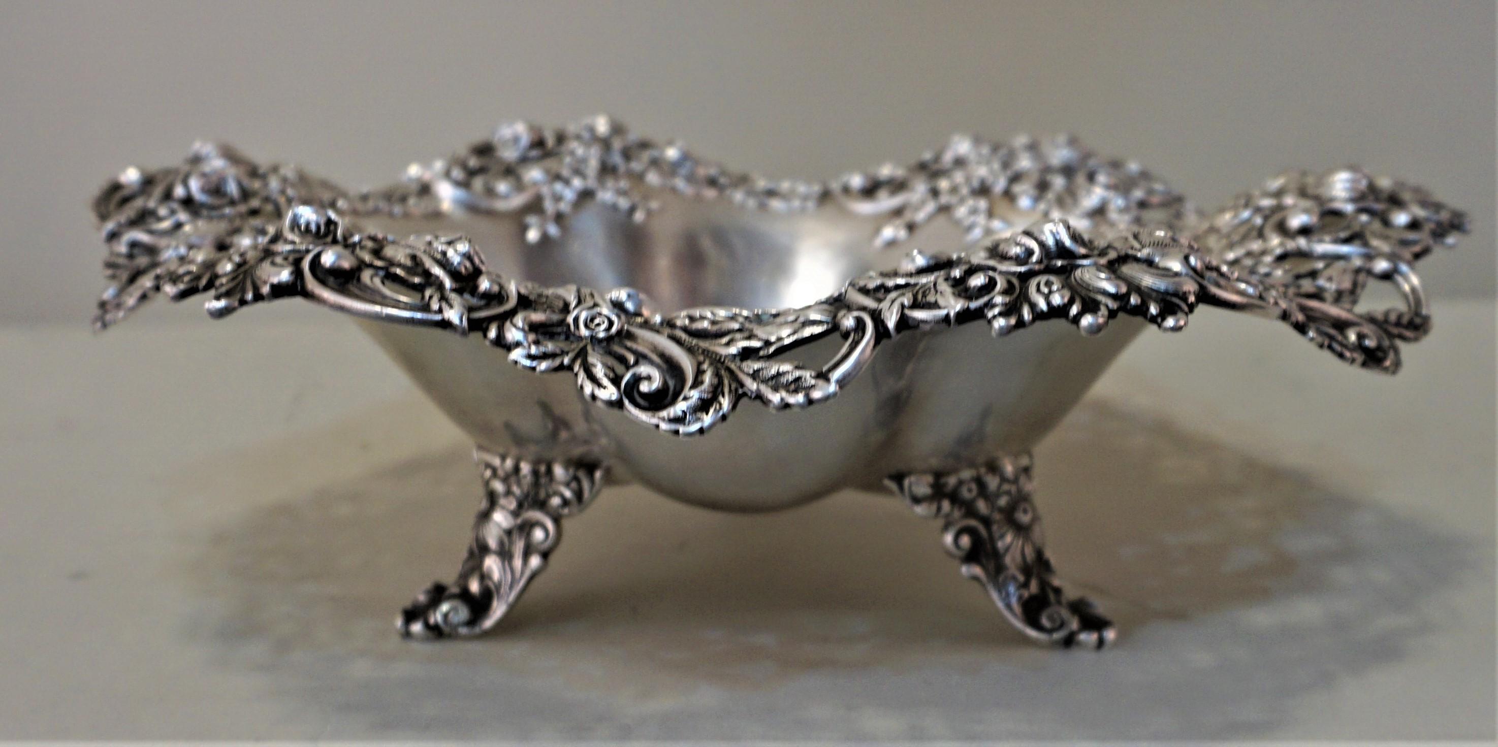 20th Century American Sterling Silver Centerpiece, Fruit Bowl by J. E. Caldwell, Philadelphia For Sale