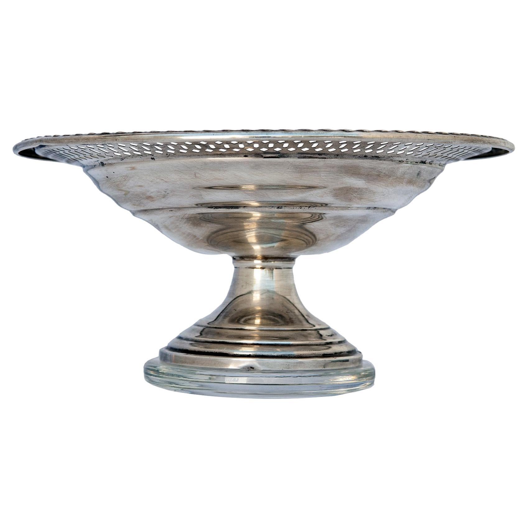 20th Century American Sterling Silver Footed Candy Dishes; a pair For Sale