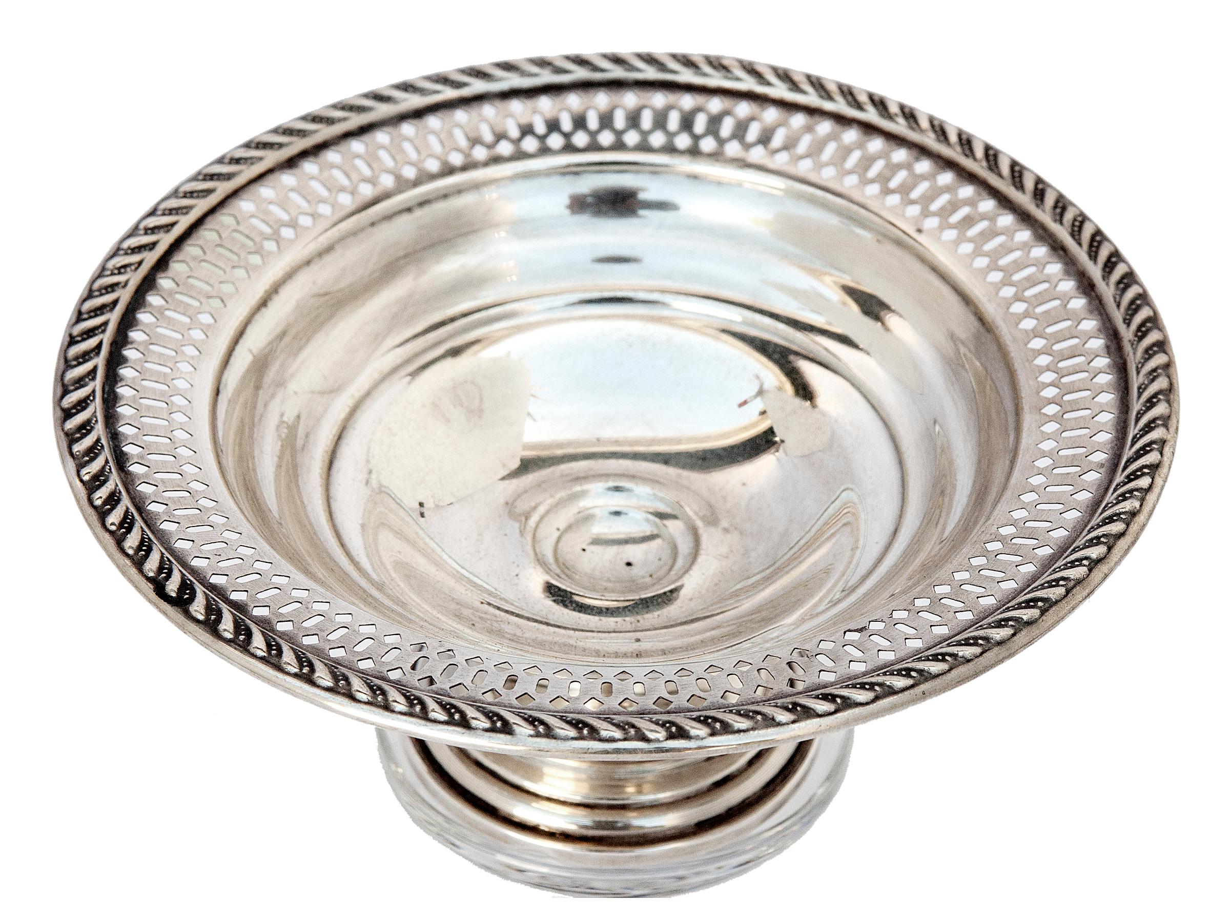 American Sterling Silver Footed Candy Dishes; a pair For Sale 1