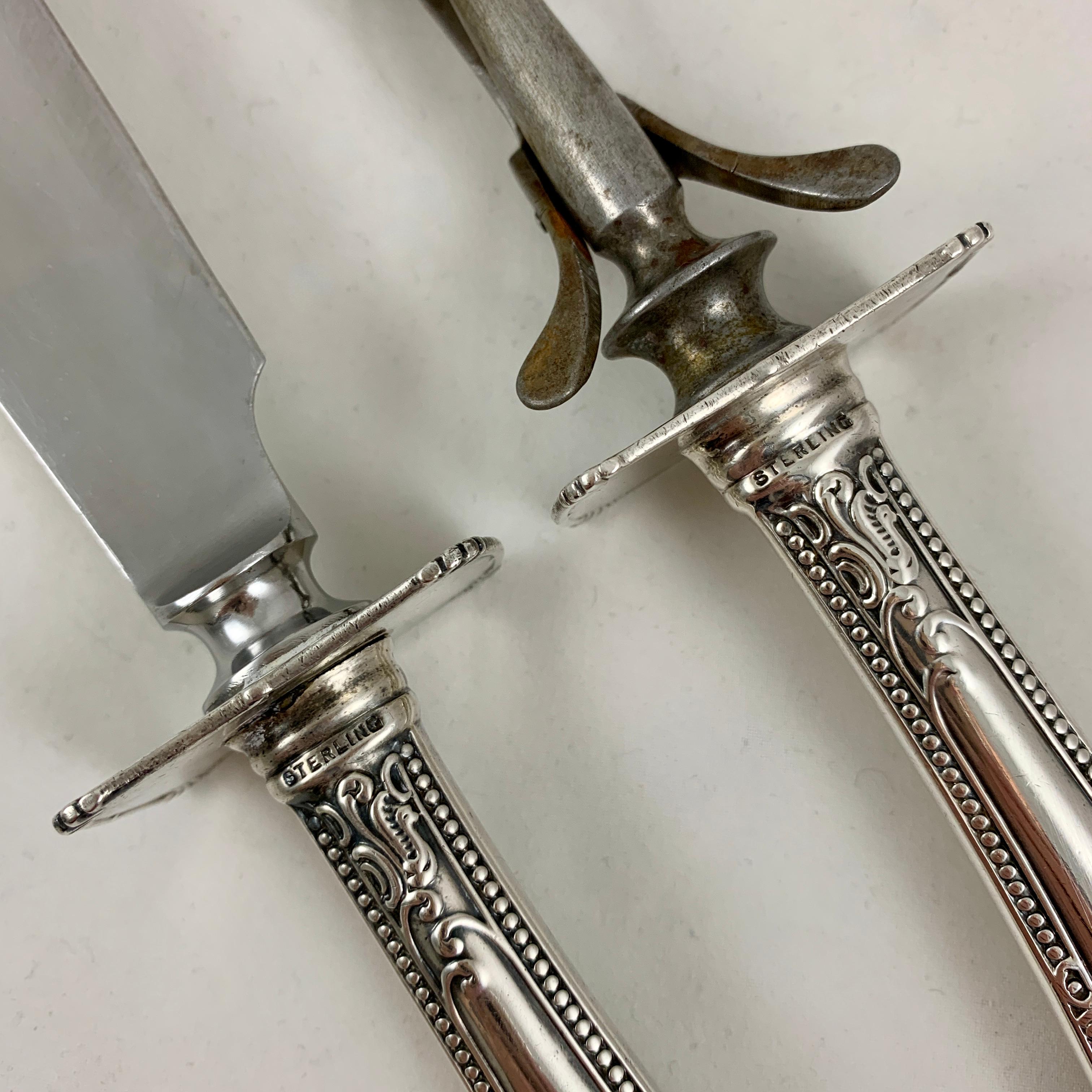 American Sterling Silver Handled Carving Knife and Fork, Set of Two, circa 1930s In Good Condition For Sale In Philadelphia, PA
