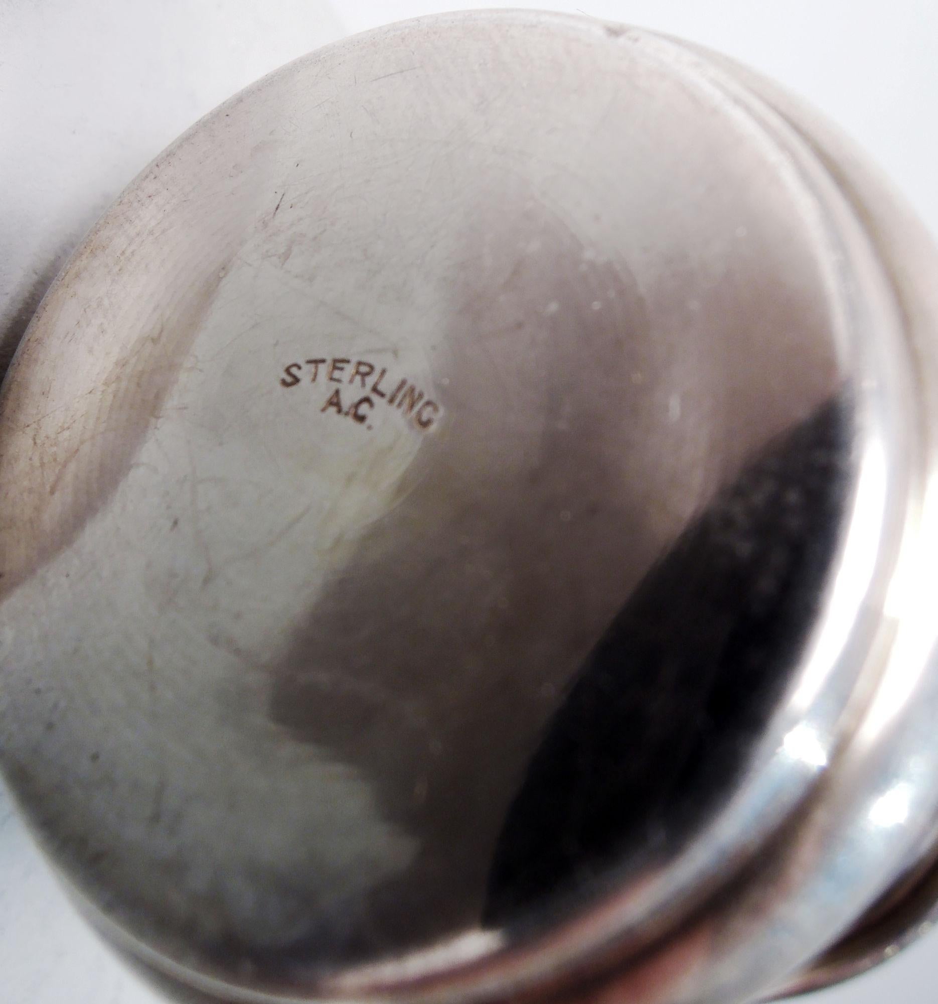 XX secolo Coppa da vino Old-Country Friday Night in argento sterling americano in vendita