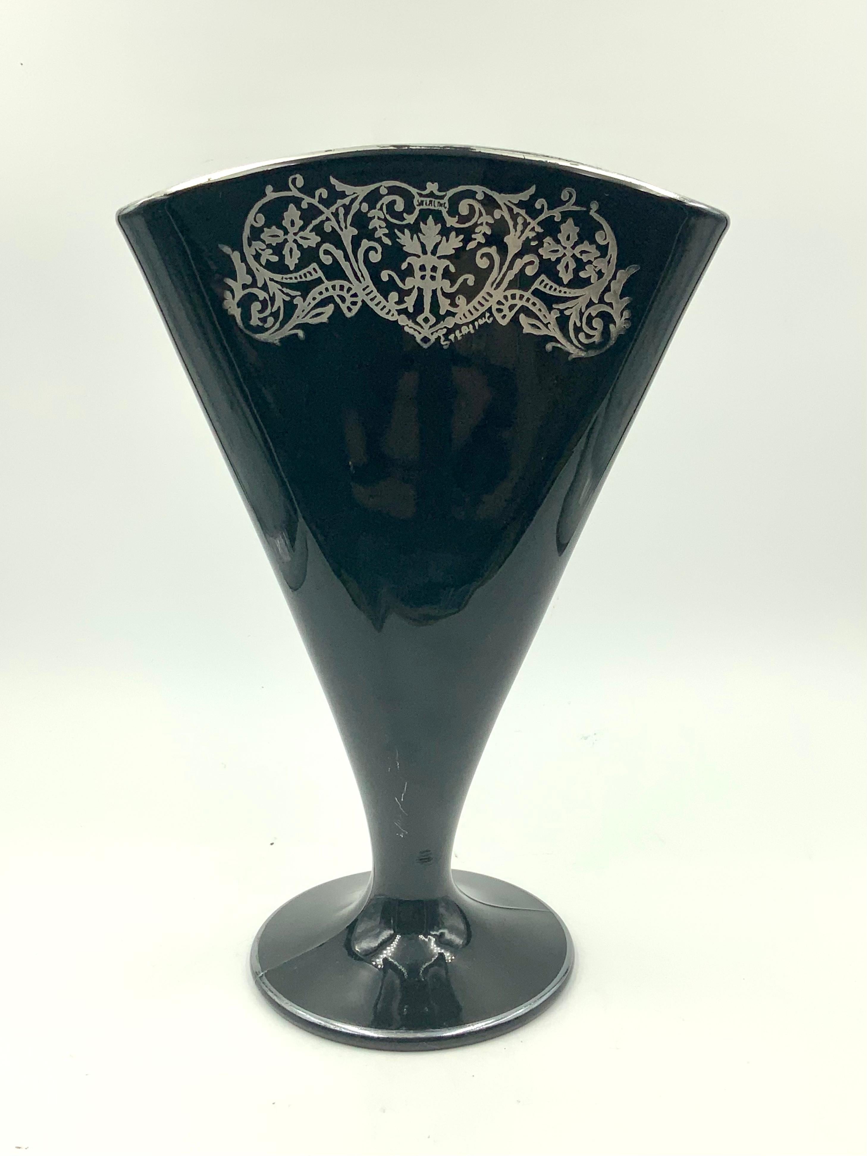 Amerikanische fächerförmige Vase aus amerikanischem Sterlingsilber mit Überzug im Angebot 1