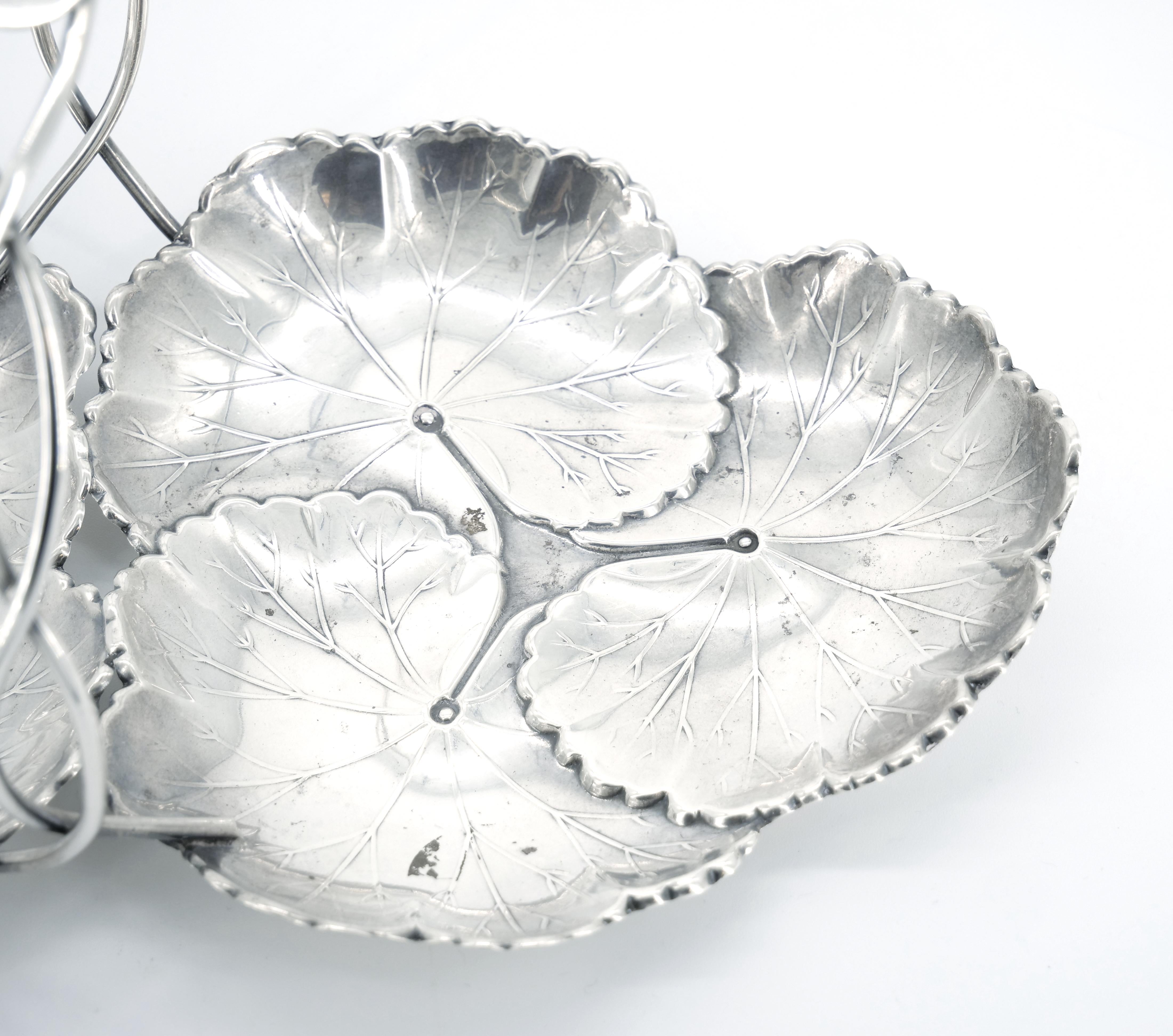 American Sterling Silver Serving Dish with Water Lily Pad Motif / Reed & Barton For Sale 1