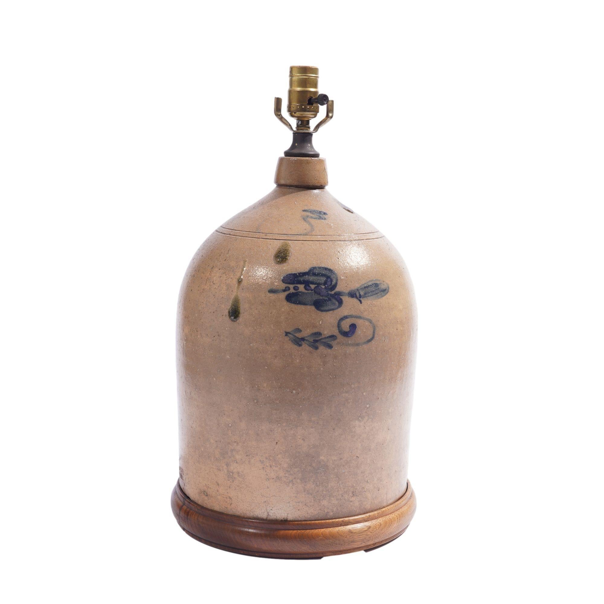 American stoneware jug lamp with hand-loomed wool lampshade, c. 1850 In Good Condition In Kenilworth, IL