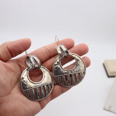 AMERICAN STUDIO 1980 Dangle Drop Earrings In Hammered .925 Sterling Silver