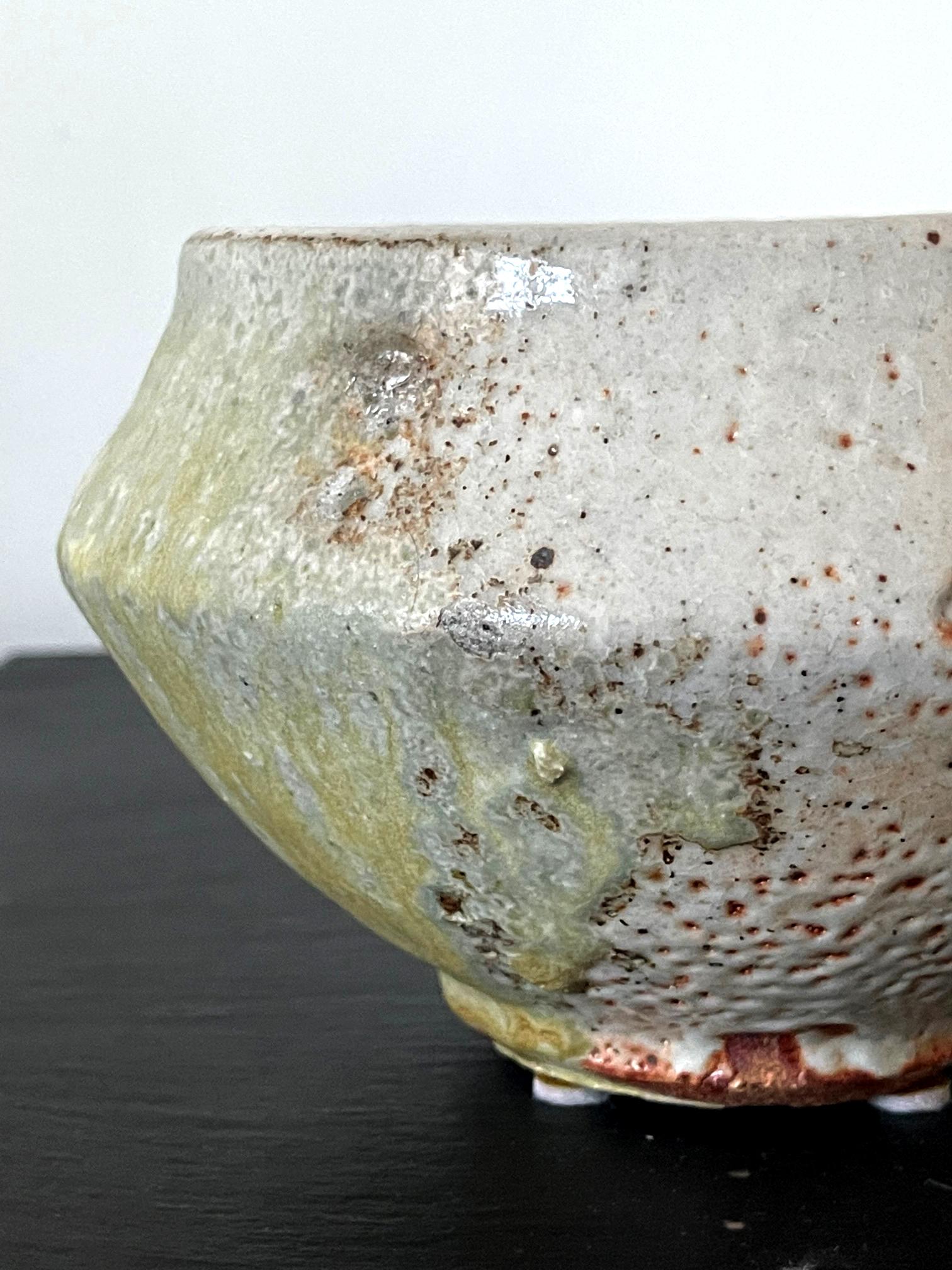 American Studio Ceramic Bowl in Shino Glaze by Warren MacKenzie For Sale 5