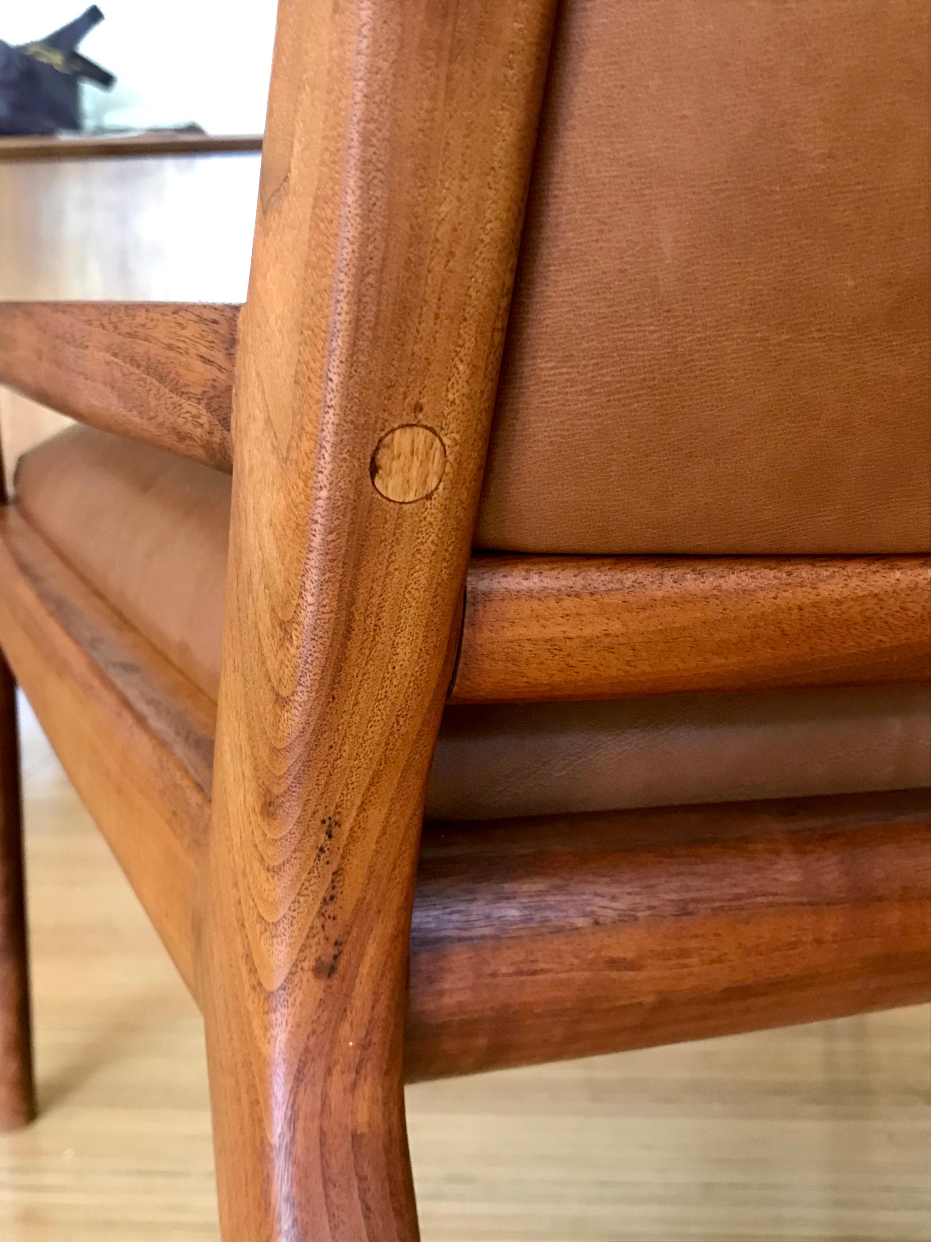 Modern Studio Craft Leather Lounge Chair After Maloof 10