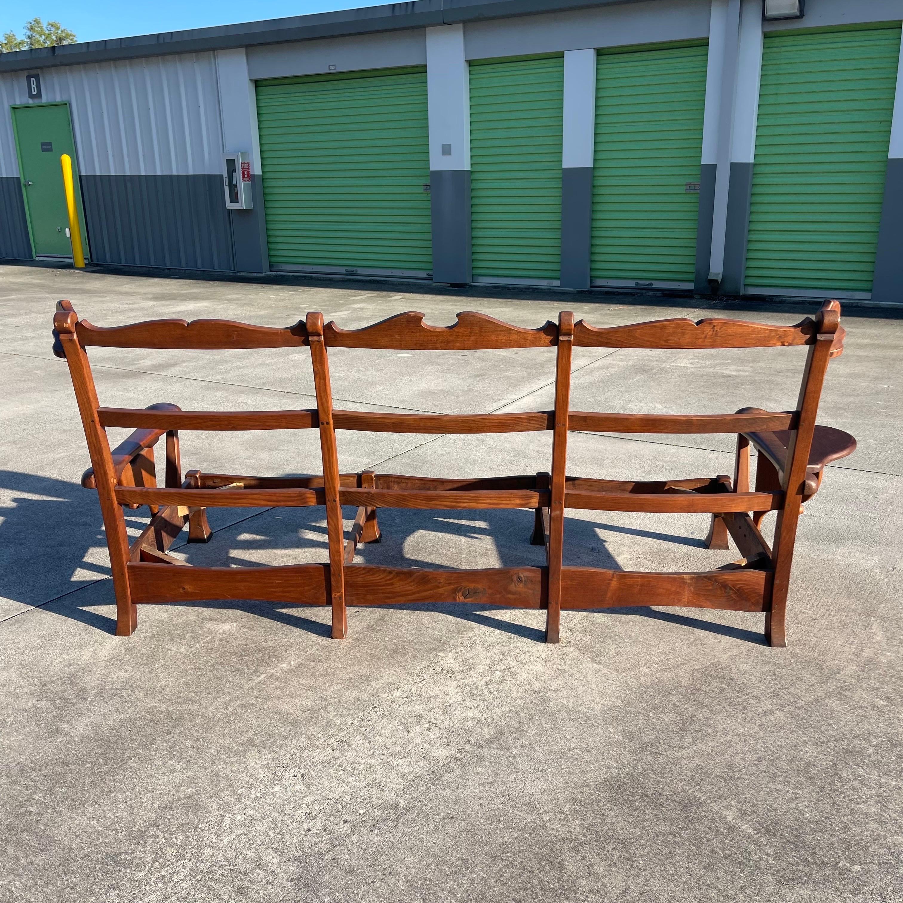 Amerikanisches Studio Craft Monterey Ranch Style Paddle Armlehne Holz-Sofa mit Leiterrückenlehne im Angebot 14