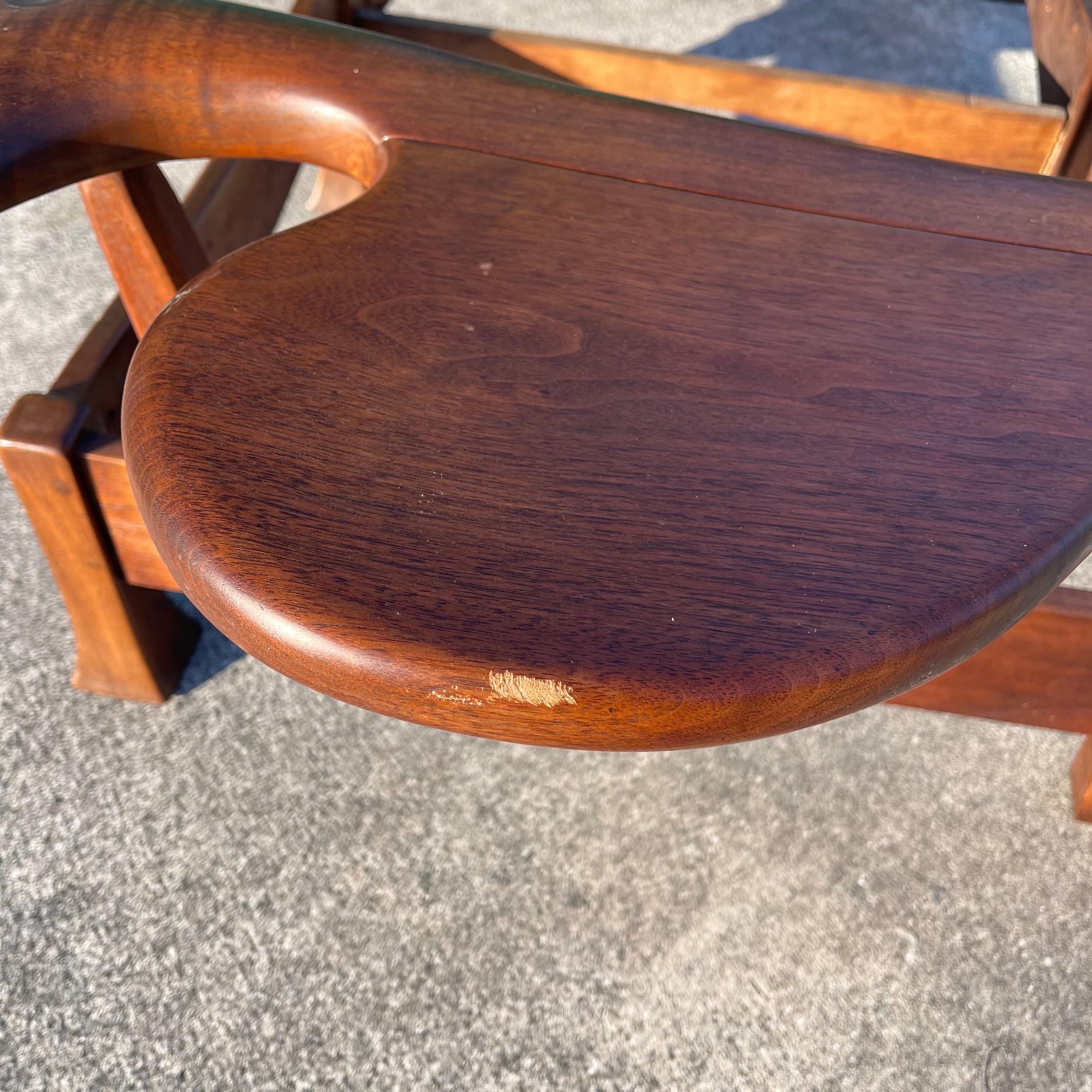 Amerikanisches Studio Craft Monterey Ranch Style Paddle Armlehne Holz-Sofa mit Leiterrückenlehne im Angebot 15