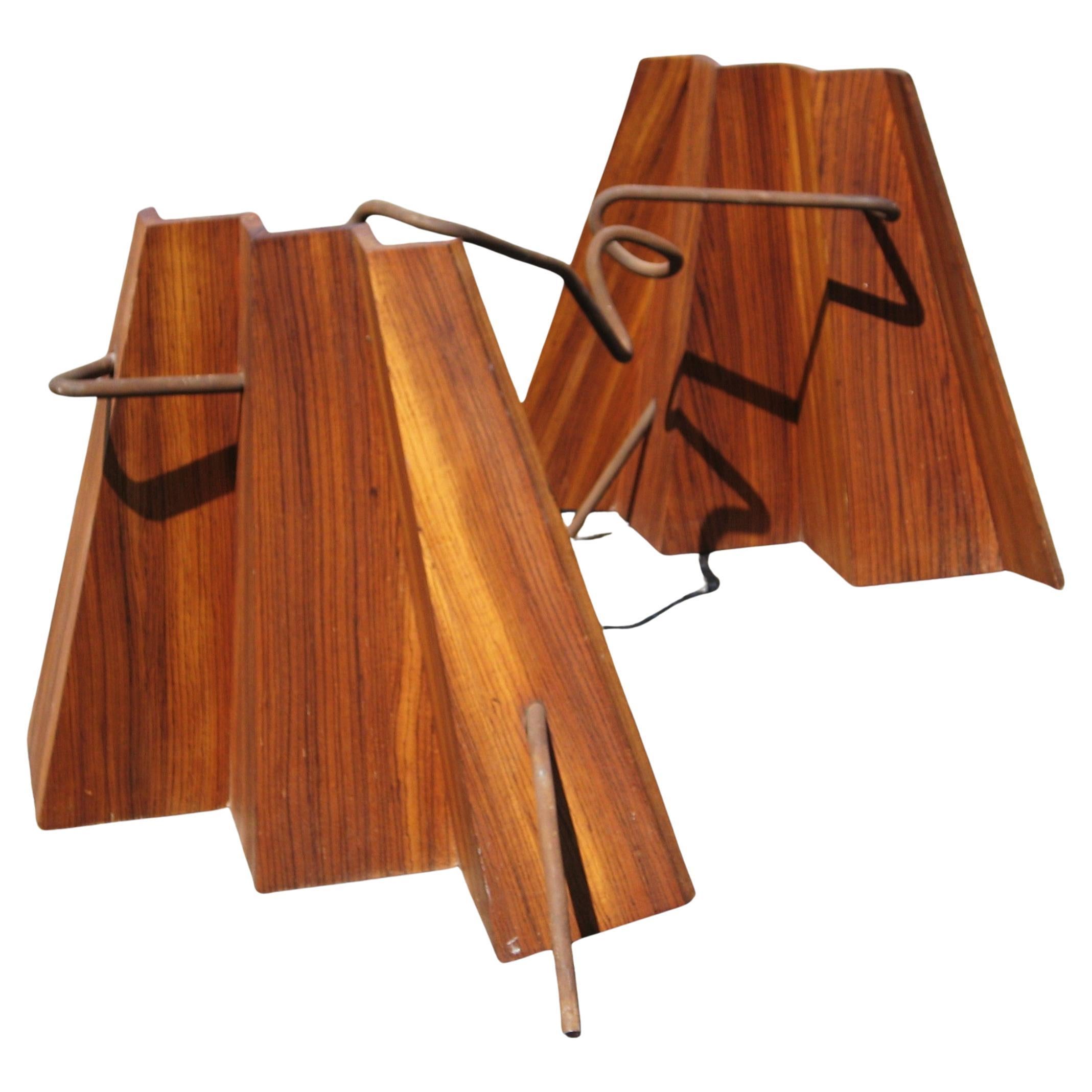 Mesa Americana Studio Craft de Madera de Cebra y Hierro - Consola / Escritorio / Comedor artesano estadounidense en venta