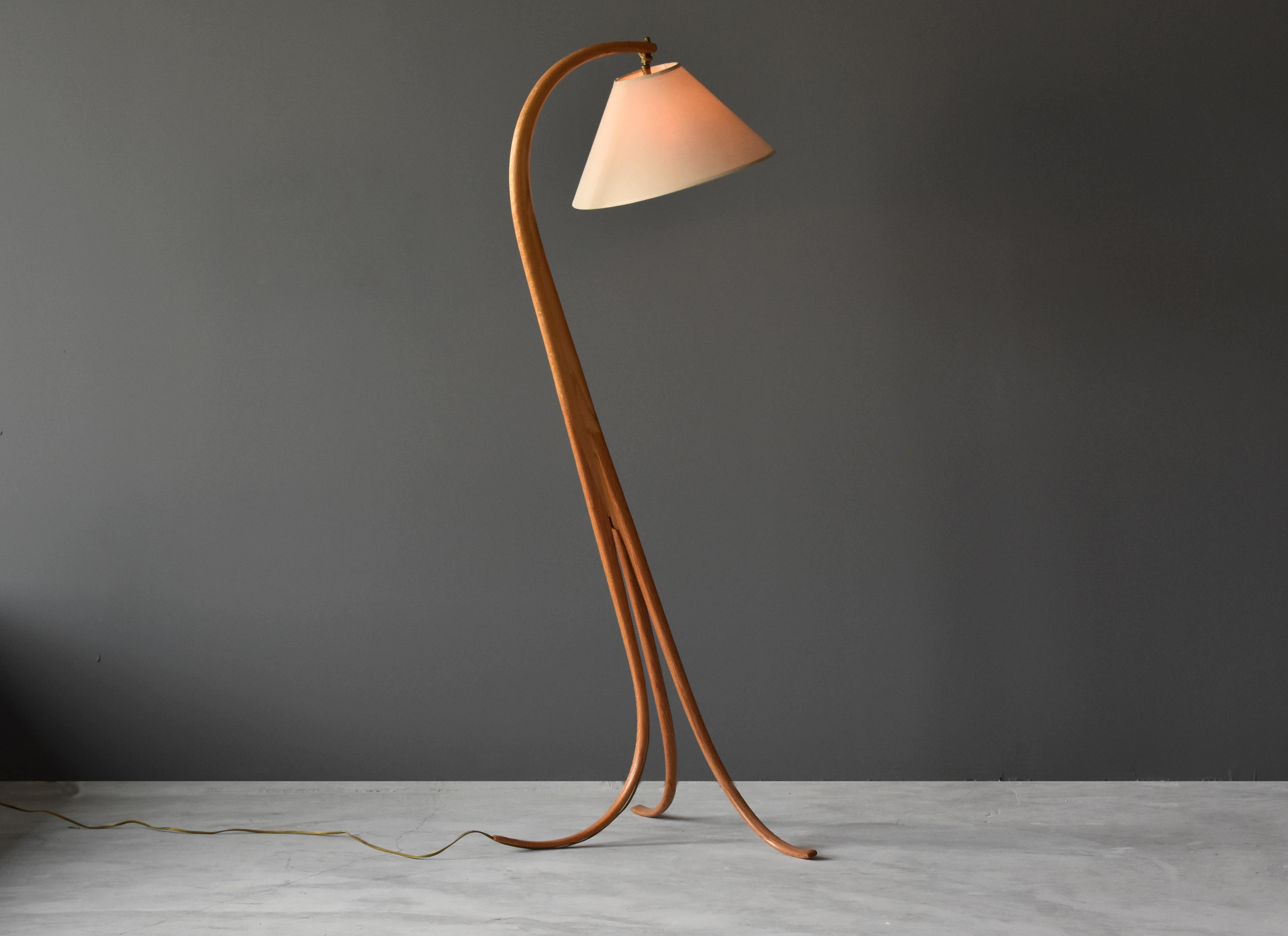Brass American Studio Craft, Organic Floor Lamp, Carved Oak, Linen Shade, 20th Century