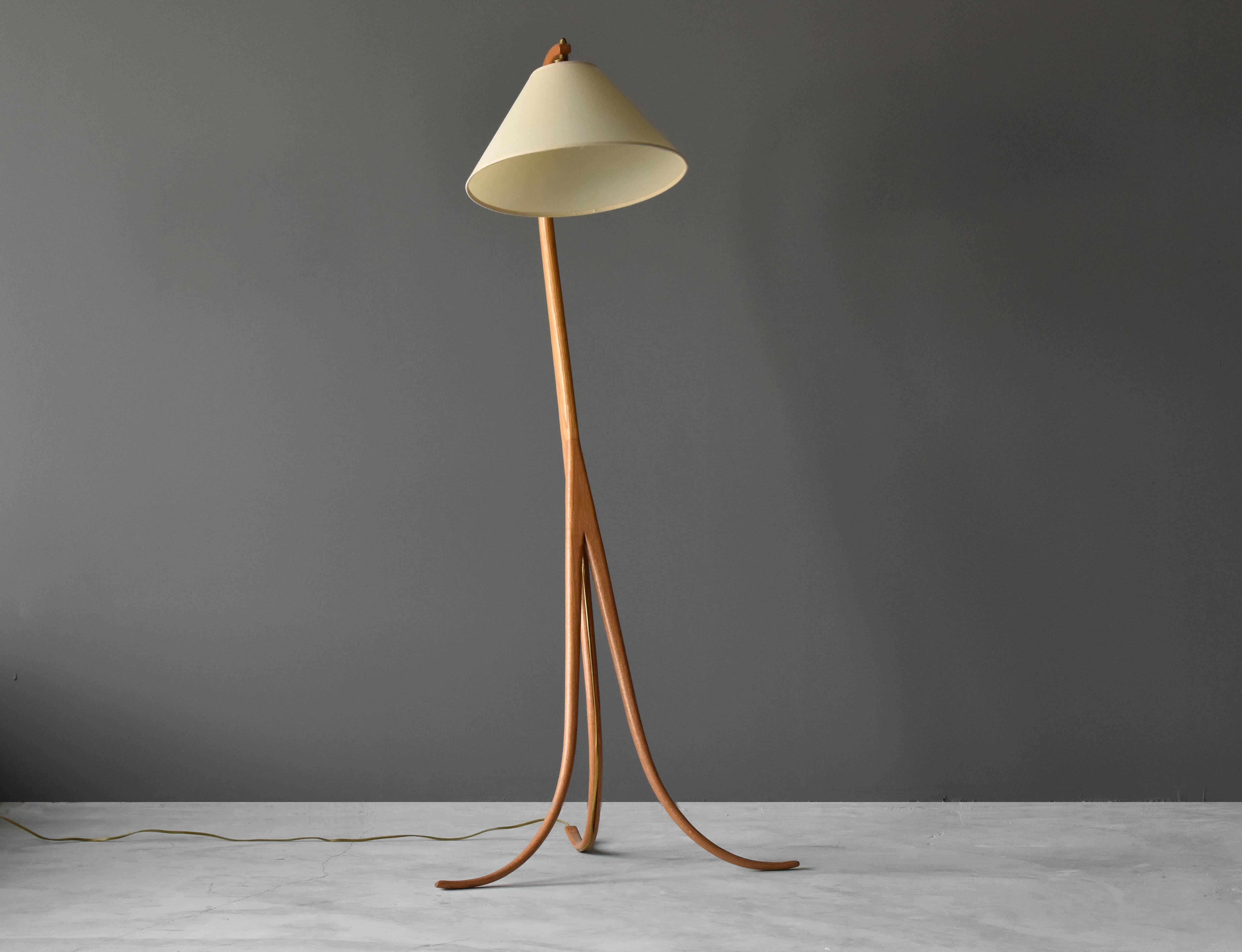 American Studio Craft, Organic Floor Lamp, Carved Oak, Linen Shade, 20th Century 2