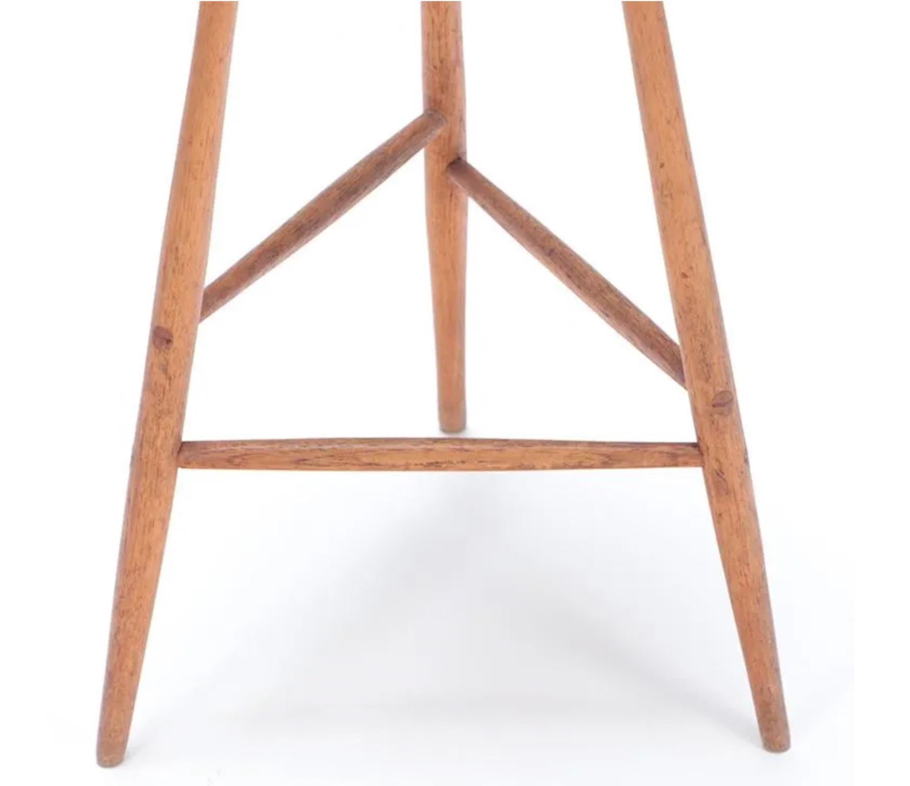 Mid-Century Modern American Studio Craft Organic Woodwork Wood Stool by Horace B. Hartshaw For Sale
