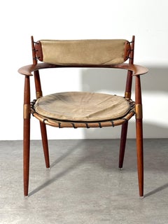 Poltrona scultorea American Studio Craft in noce, rame e pelle, anni '50