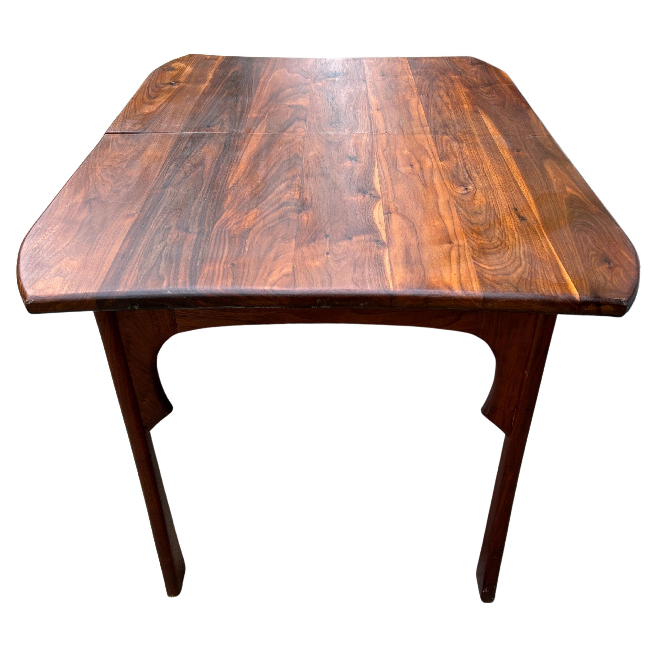 American Studio Craft solid Walnut Dining Table Style of Wharton Esherick For Sale 1