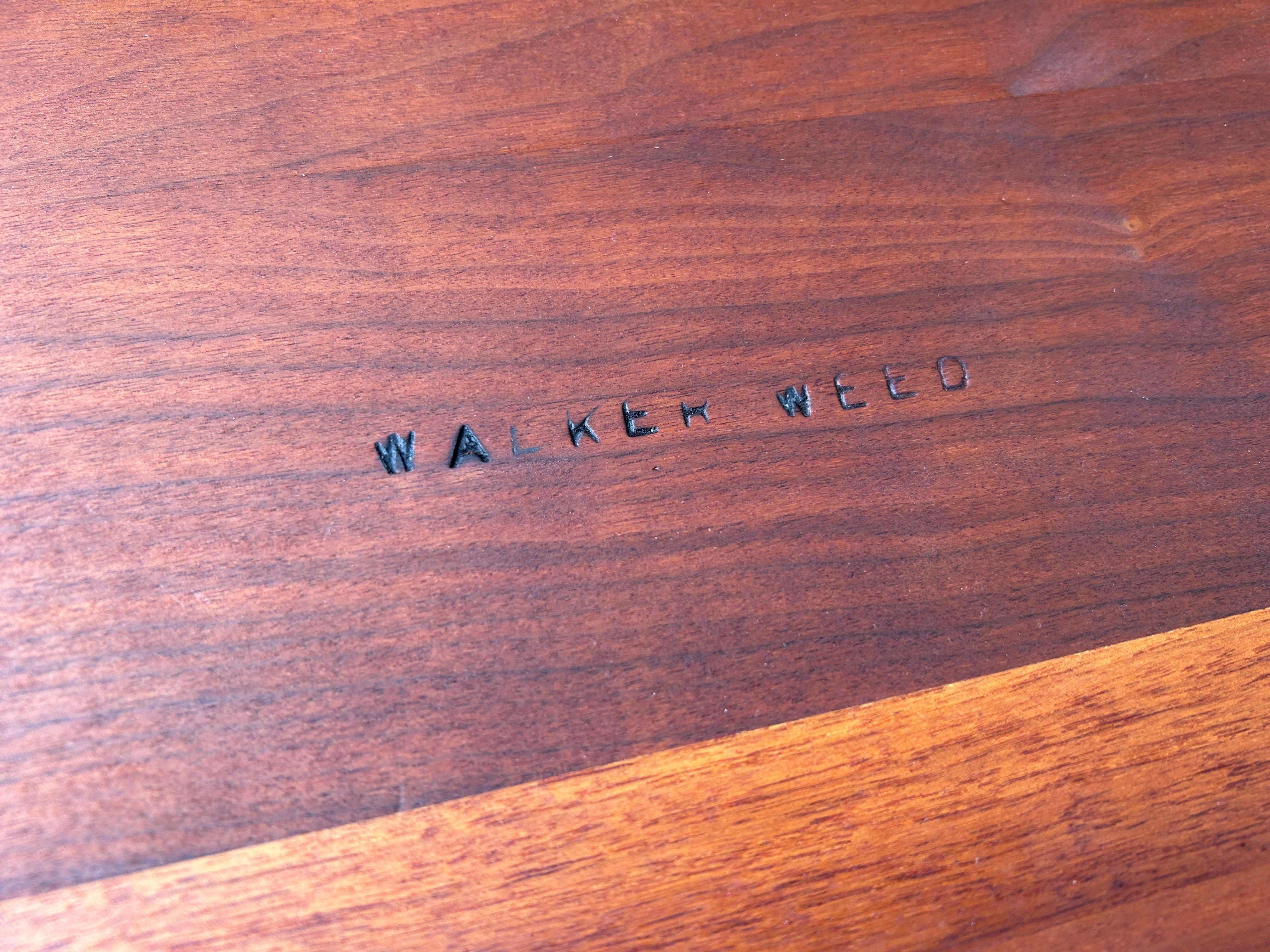 Mid-20th Century American Studio Craft Solid Walnut Drop Leaf Dining Table by Walker Weed For Sale