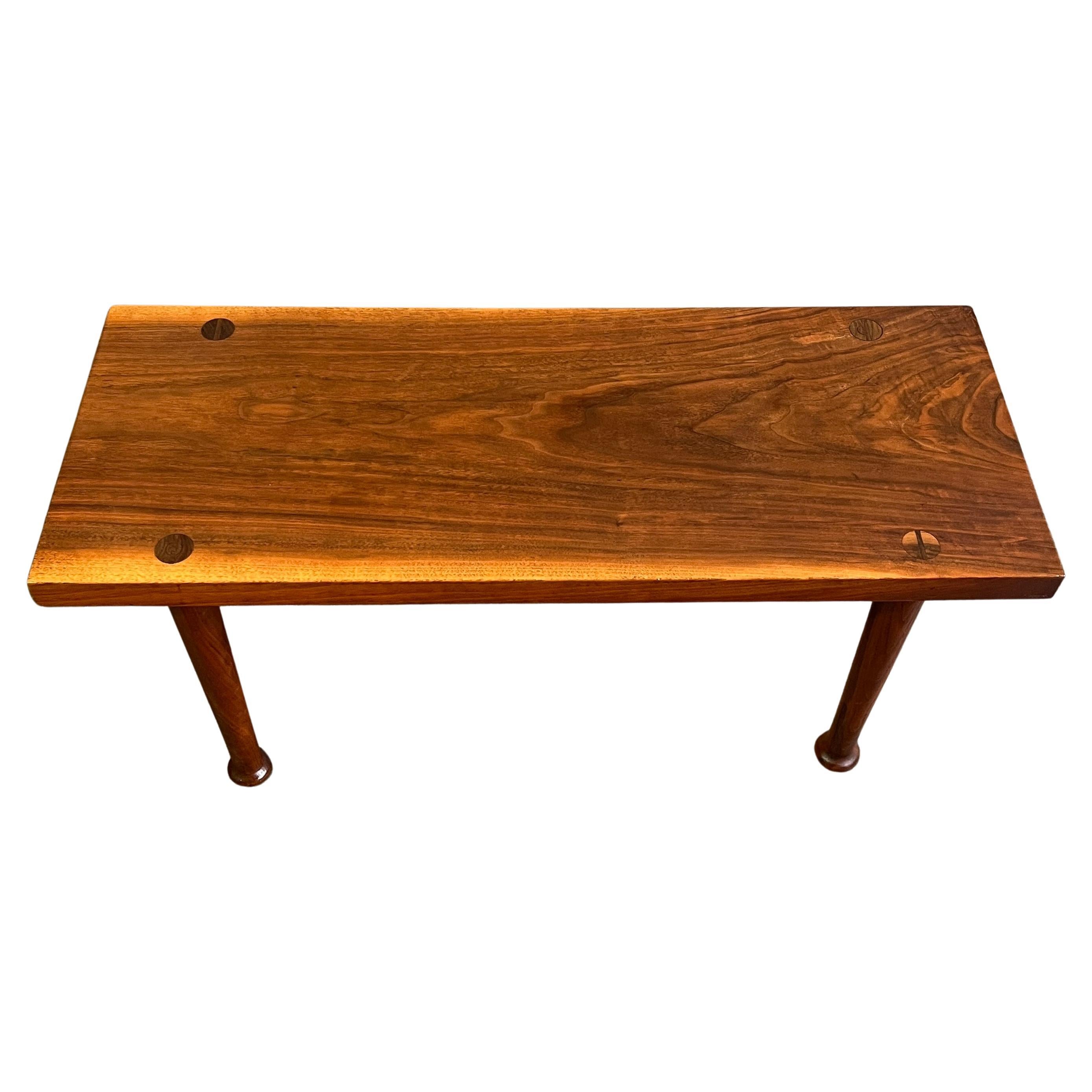 American Studio Craft Walnut Bench or Coffee Table Phillip Powell In Good Condition For Sale In BROOKLYN, NY