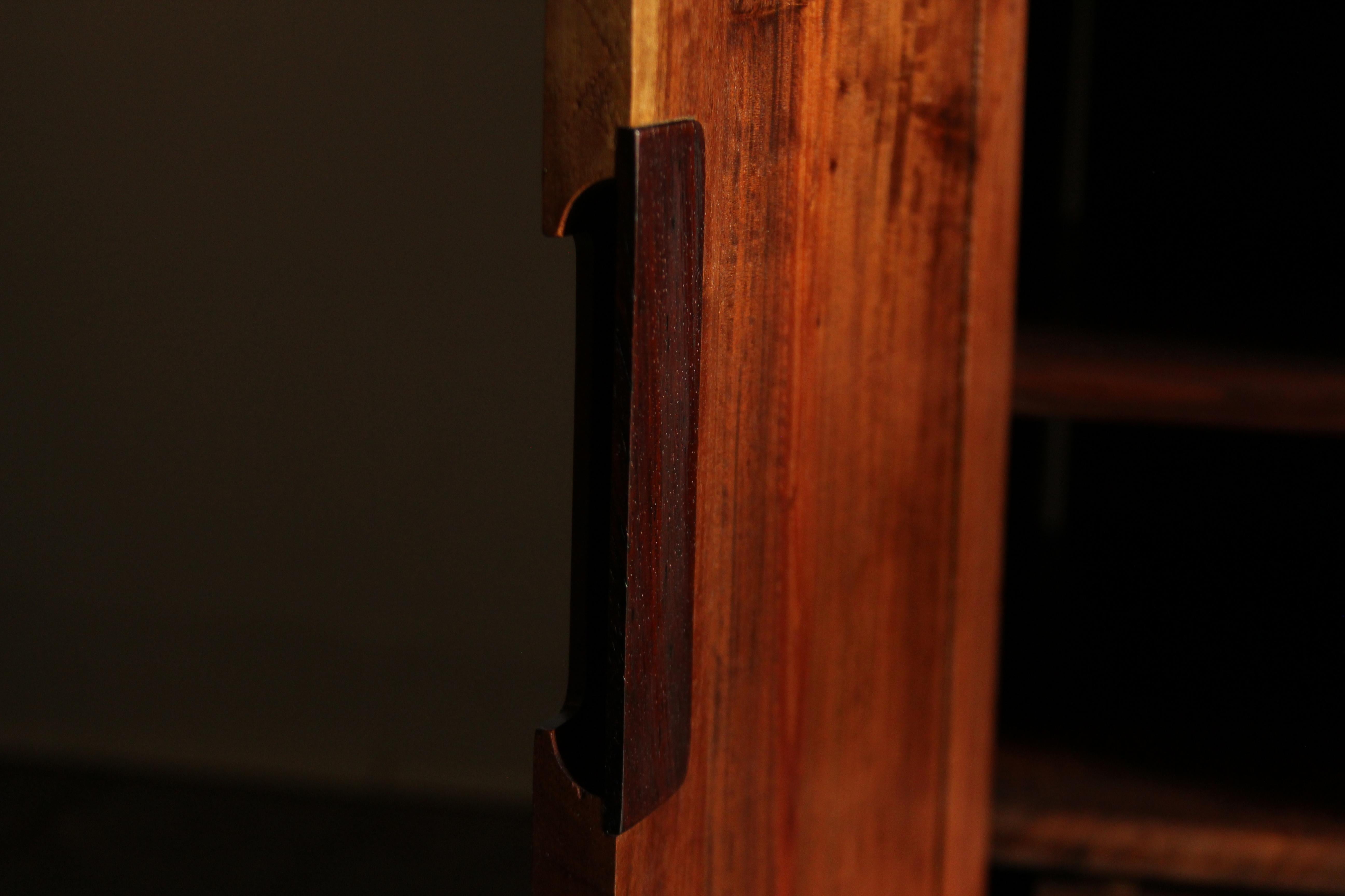 Amerikanischer Studio Craft-Schrank aus Nussbaumholz von Dale Holub, 1984 6