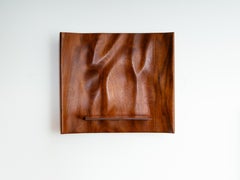 Amerikanisches handgefertigtes Wasserfall-Regal aus Nussbaumholz von Roger Sloan, American Studio, um 1970