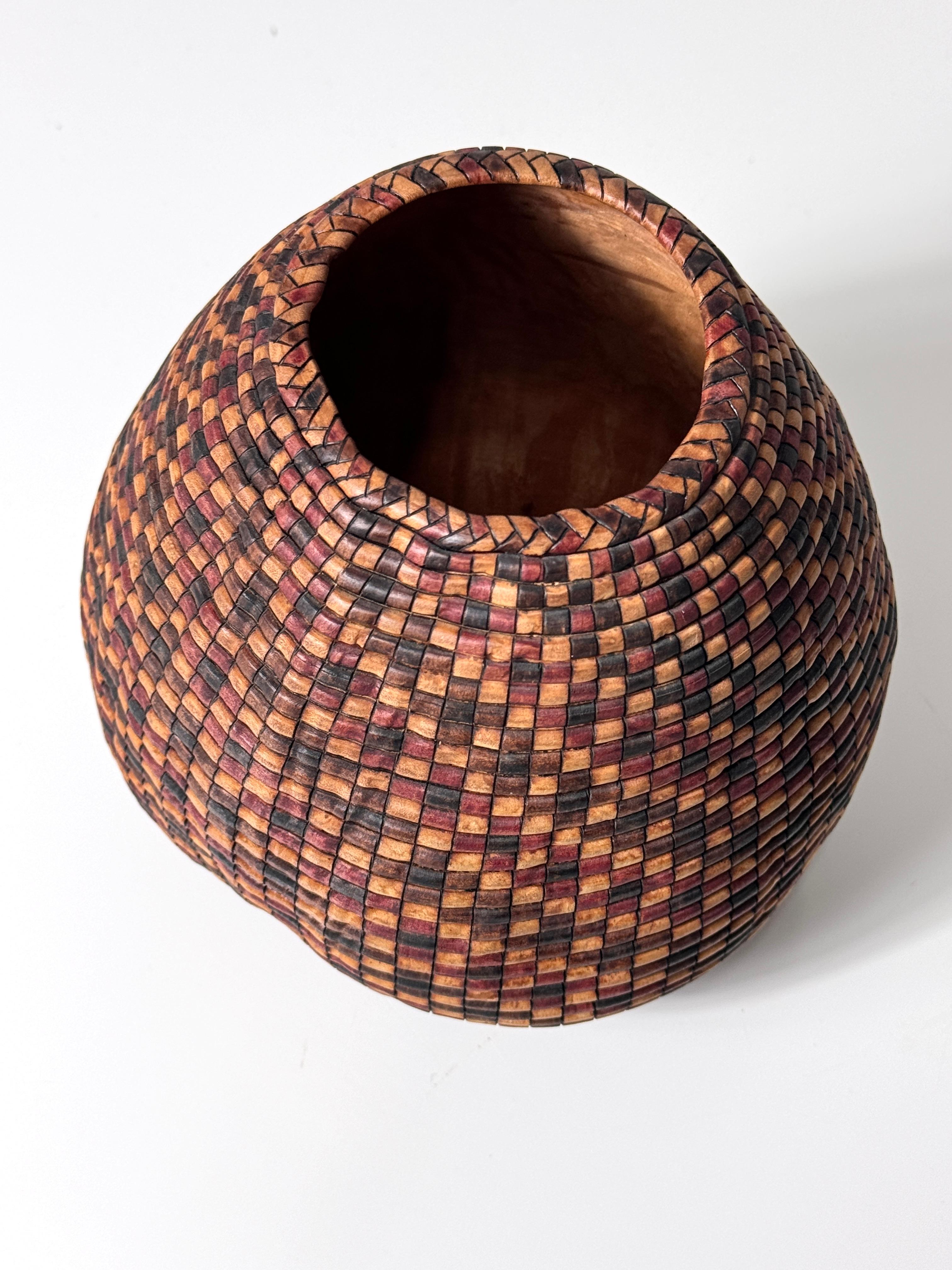 American Studio Turned Wood Basket Illusion Vessel Bowl by David Nittmann 1990s In Good Condition In Troy, MI