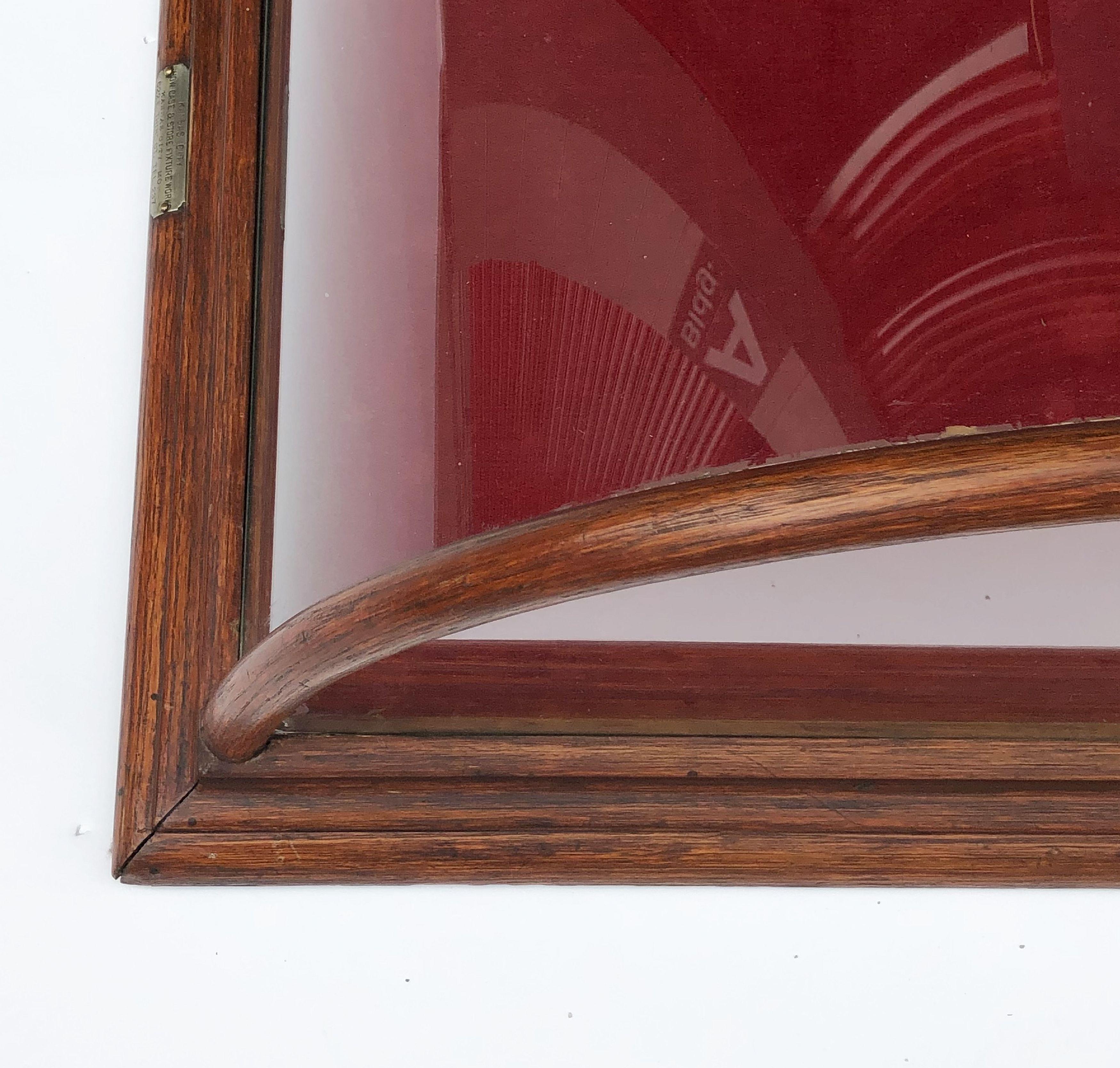 American Table Top Display Case or Vitrine 4