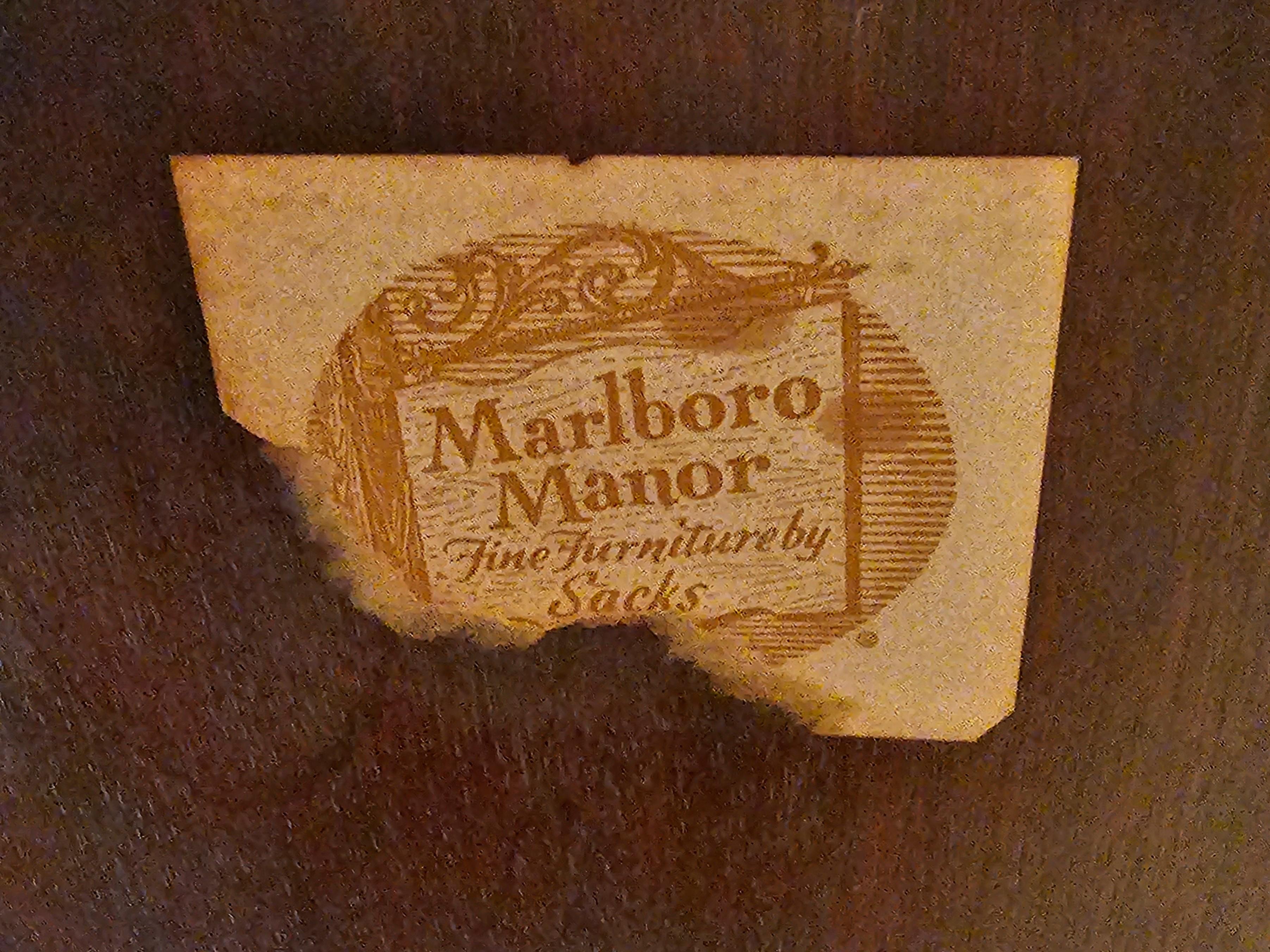 Serveur à desserts pour boissons en acajou à étages américain Marlboro Manor par Sacks en vente 9