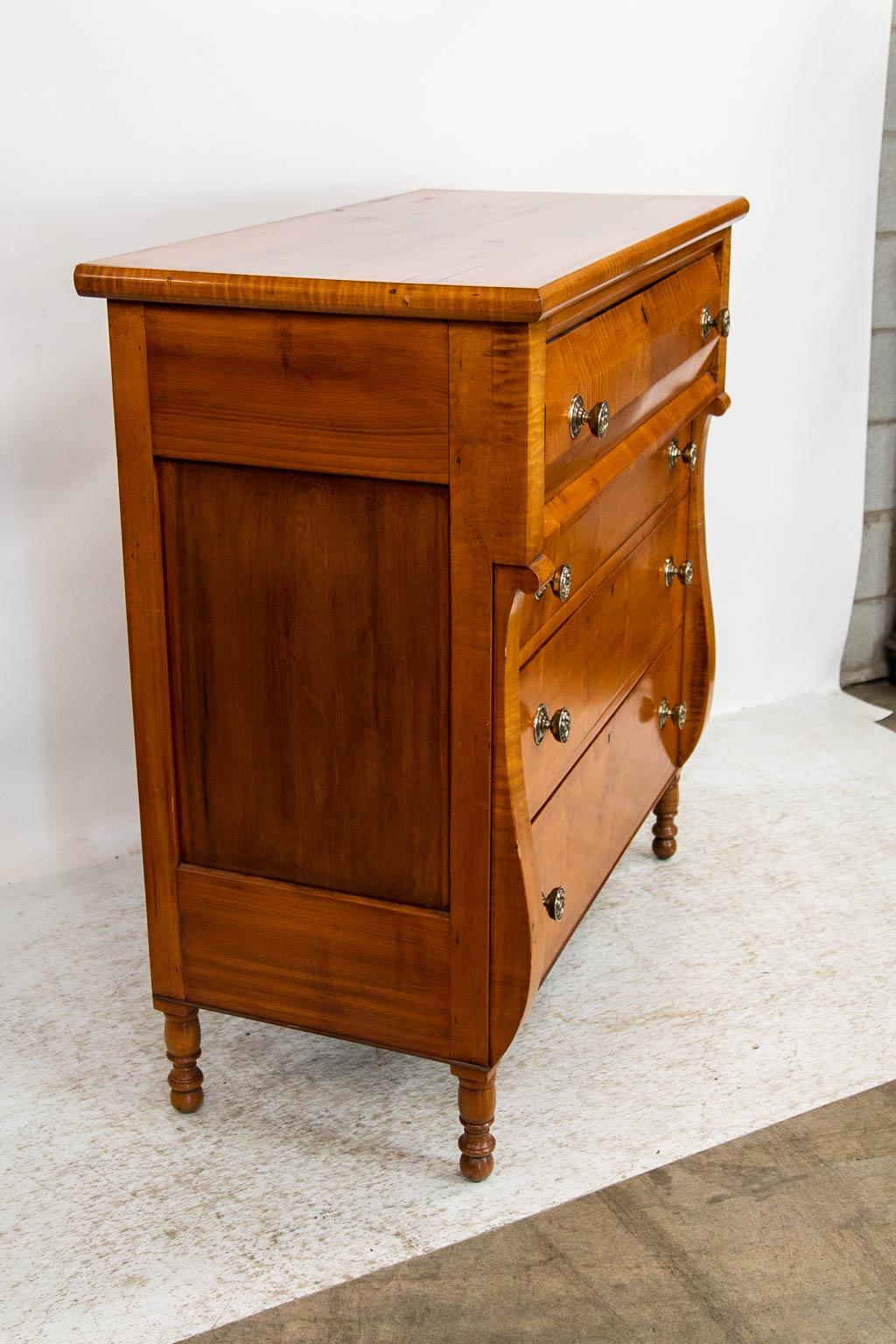 Early 19th Century American Tiger Maple Chest For Sale