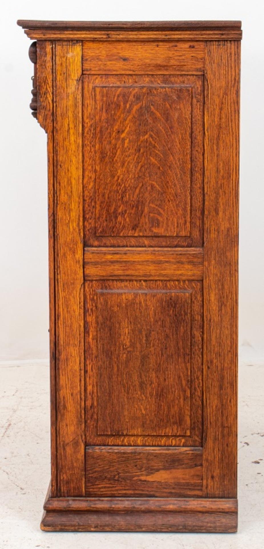 American Tiger Oak Chest of Drawers, circa 1900 3