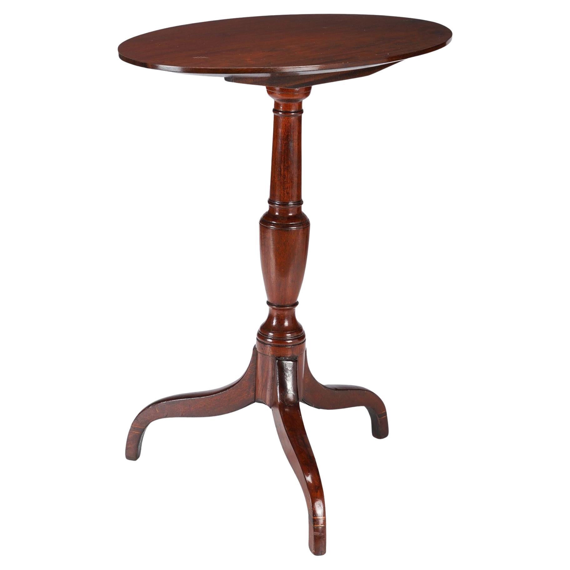 Candelero ovalado americano de pata de araña, 1790-1810