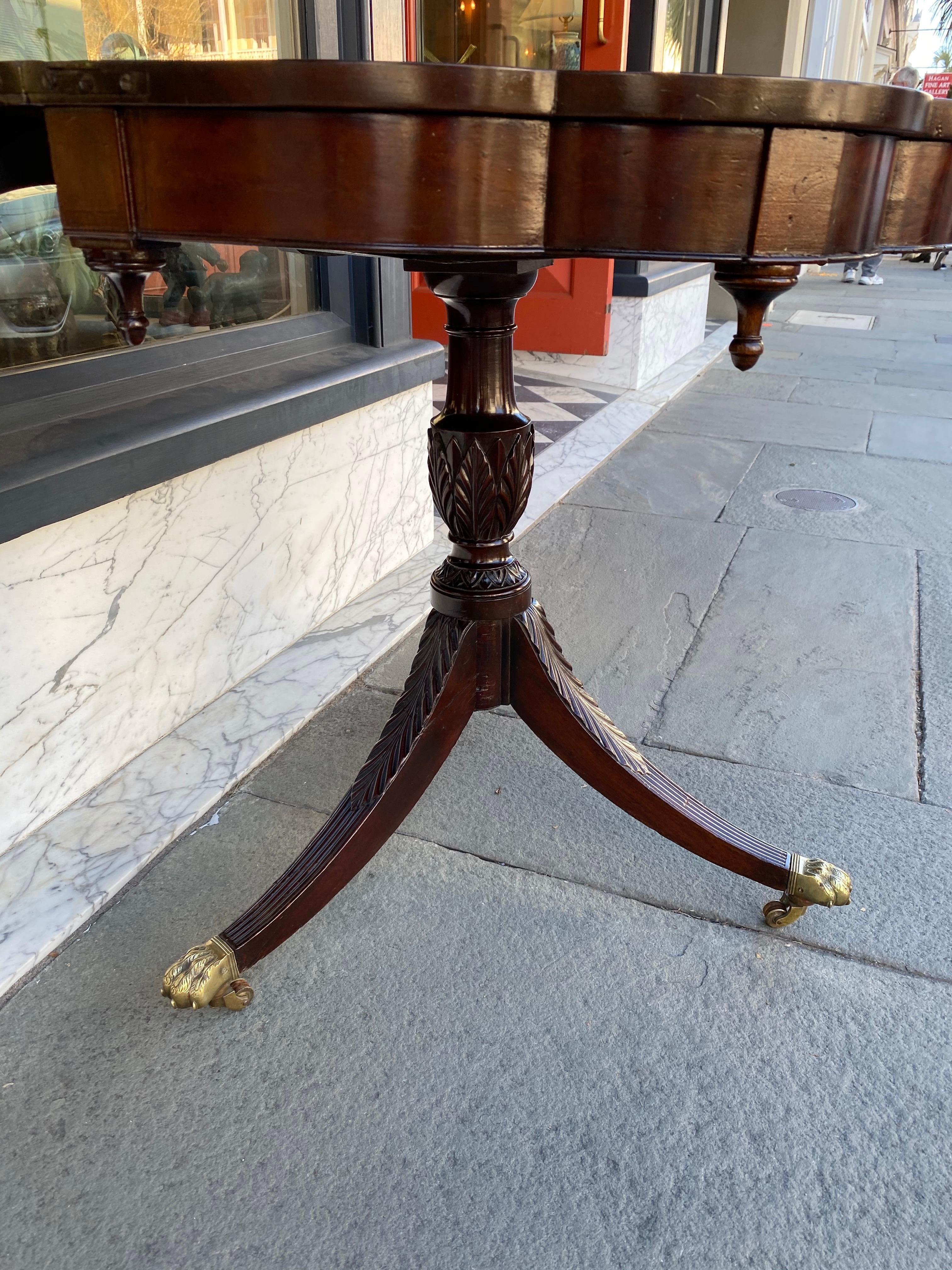 American Trick Leg Card Table with Classically Carved Urn Base, circa 1820 1