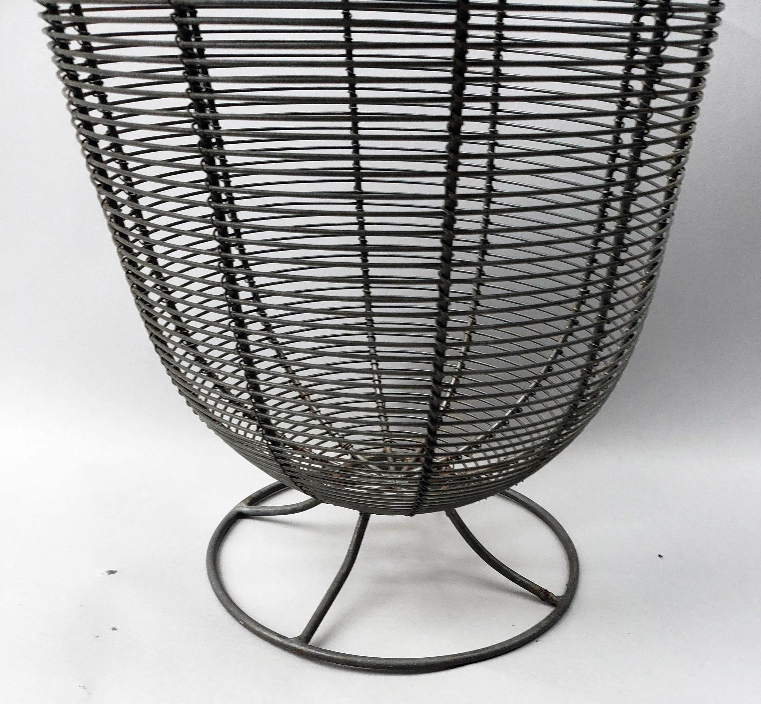 Mid-20th Century American Trumpet-Shaped Garden Wire Basket, 1940s For Sale