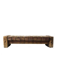 American Unusual Large Solid Pine Bench Made of Squared Logs 1960s / 1970s