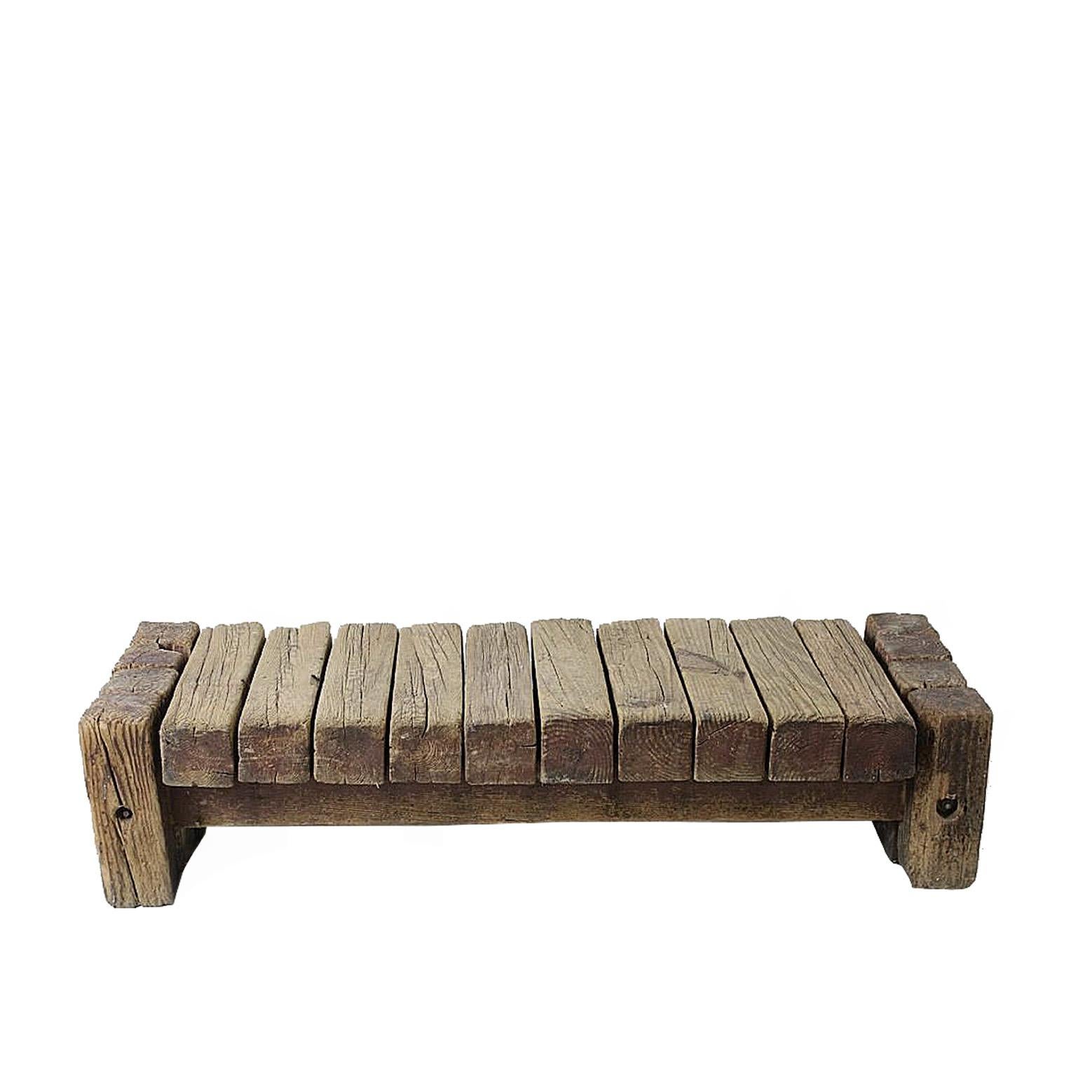 Brutalist American Unusual Large Solid Pine Bench Made of Squared Logs 1960s / 1970s For Sale