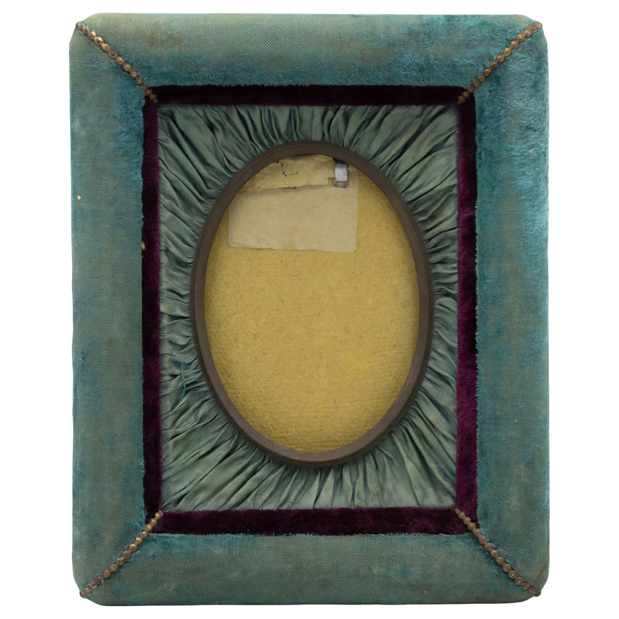 American Victorian Blue Velvet Picture Frame en venta