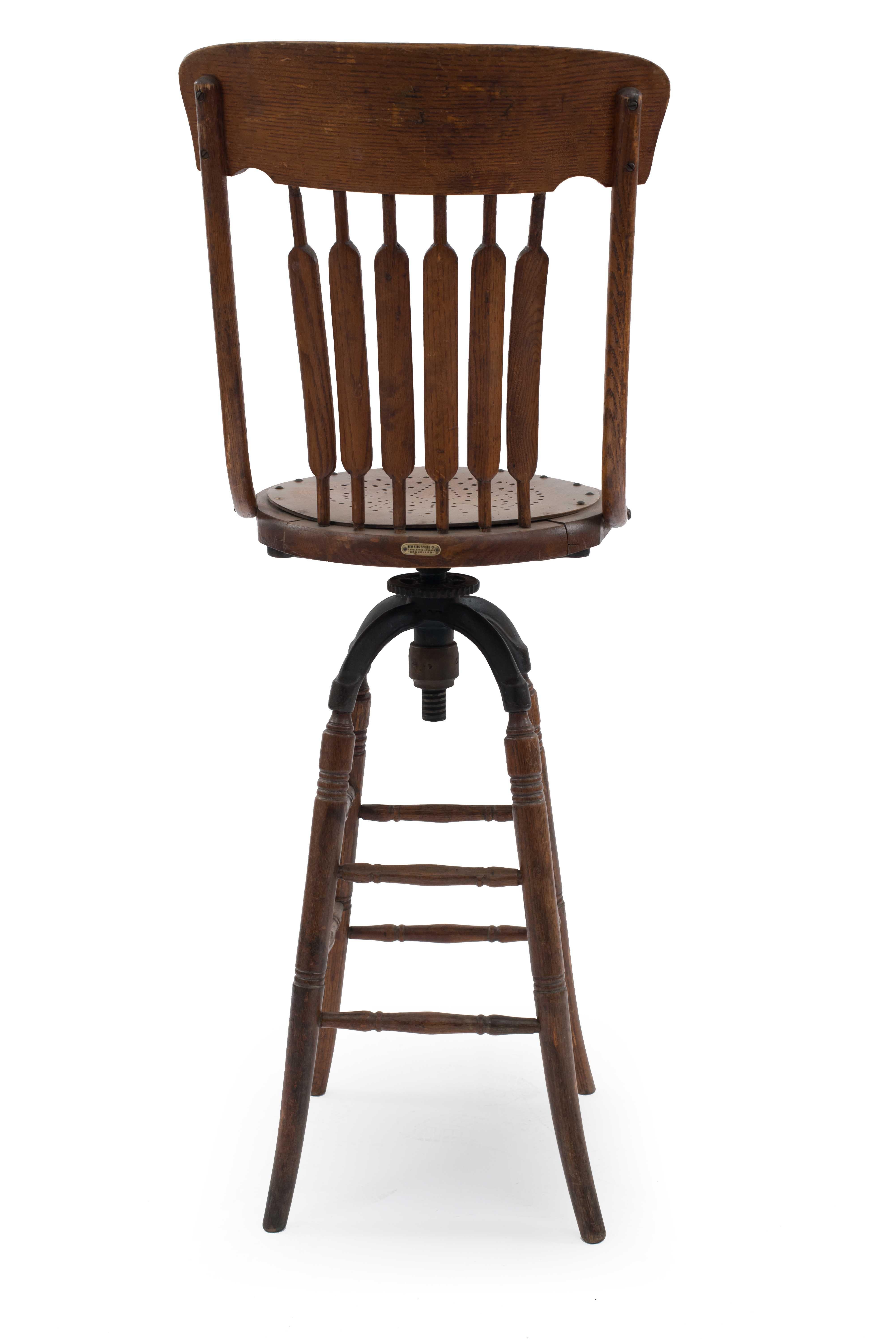 American Victorian Bookkeepers Swivel Stool In Good Condition For Sale In New York, NY