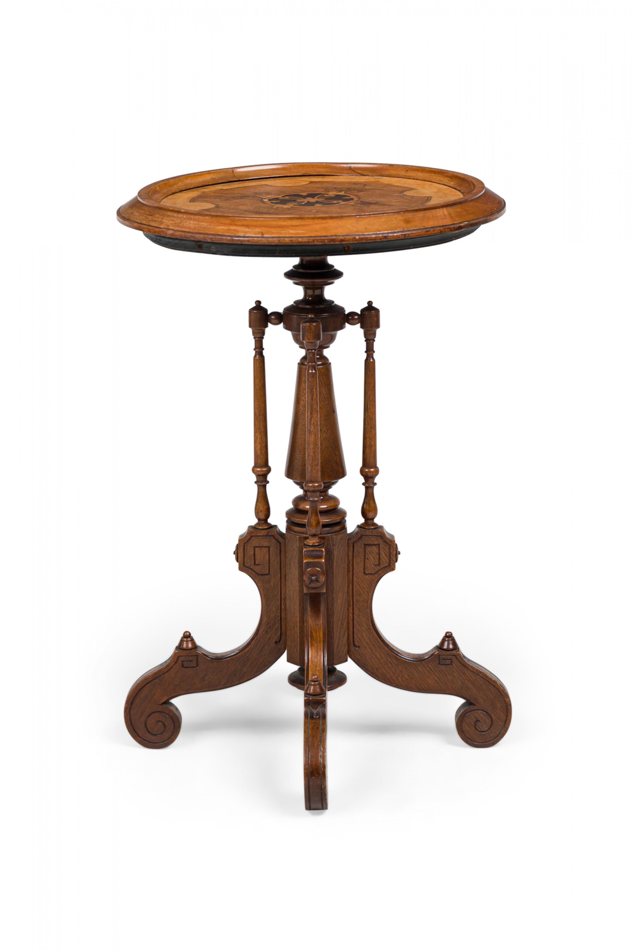 American Victorian Circular Carved Wood Plant Stand/Side Table In Good Condition For Sale In New York, NY