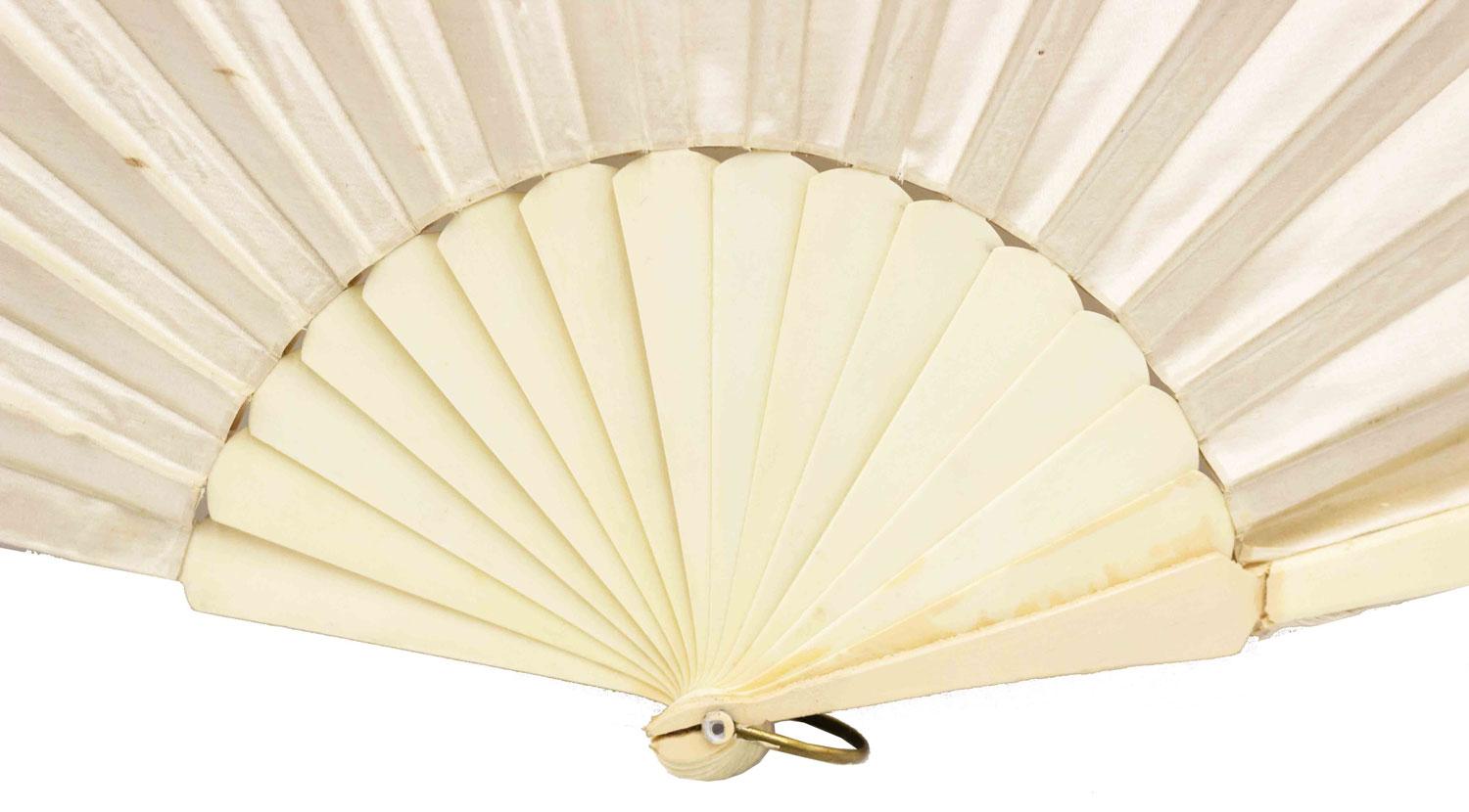 Antique Hand Fans - 635 For Sale on 1stDibs | antique hand fans price ...