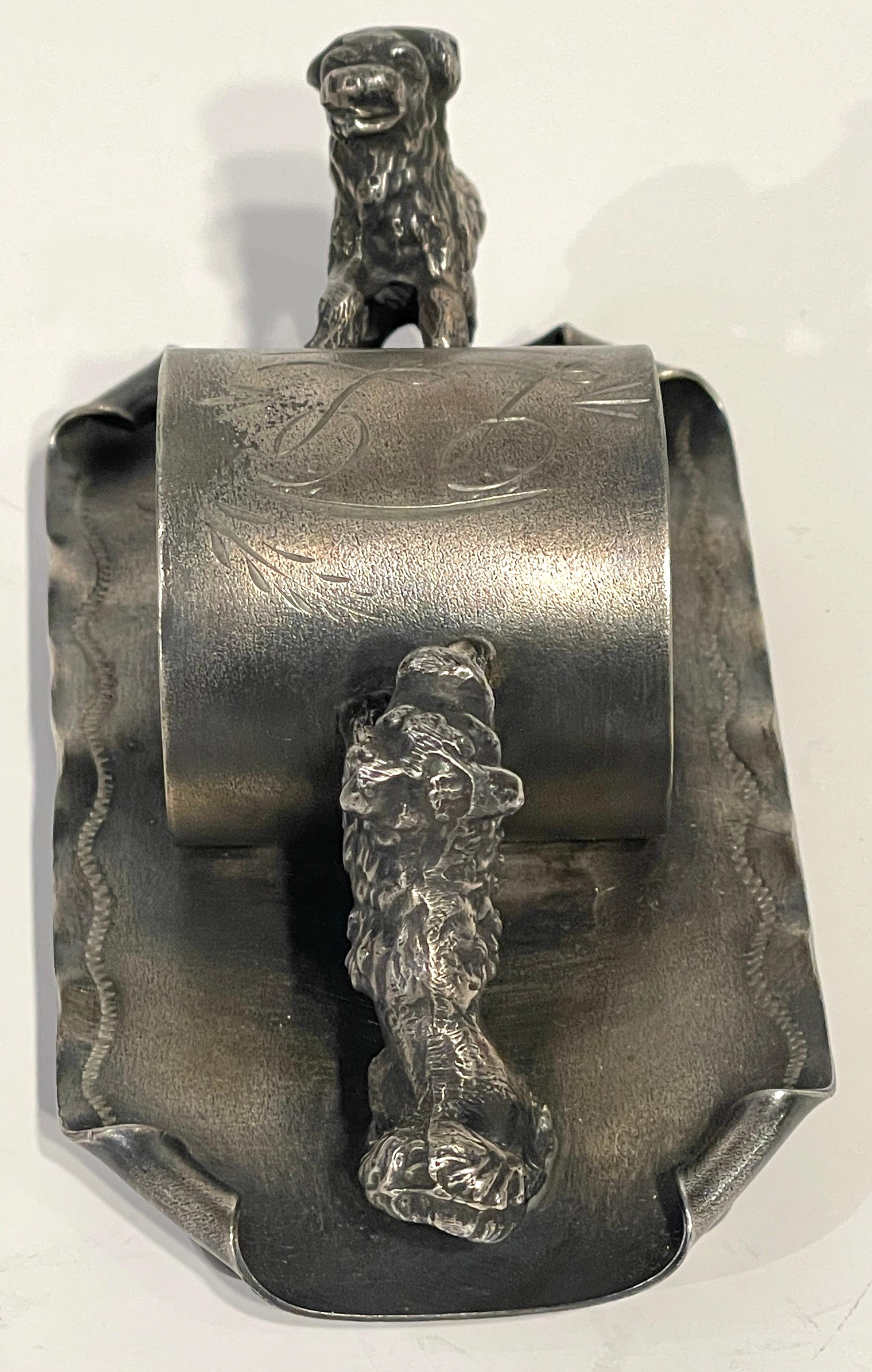 American Victorian 'Double Dog' Silverplated Figural Napkin Ring, Circa 1890  In Good Condition For Sale In West Palm Beach, FL
