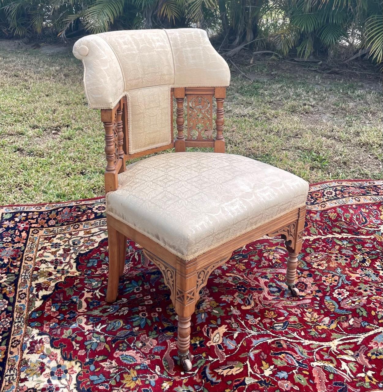 Late Victorian American Victorian Eastlake Upholstered Chair, 19th Century For Sale