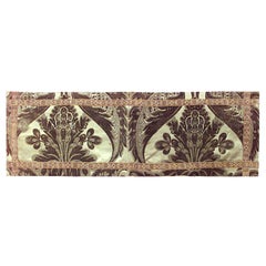 American Victorian Green Silk and Velvet Table Runner