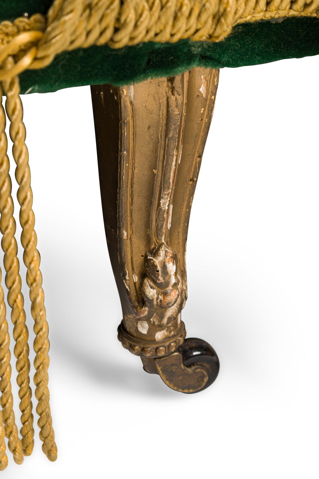 Puf Otomano Victoriano Americano de Terciopelo Verde 5