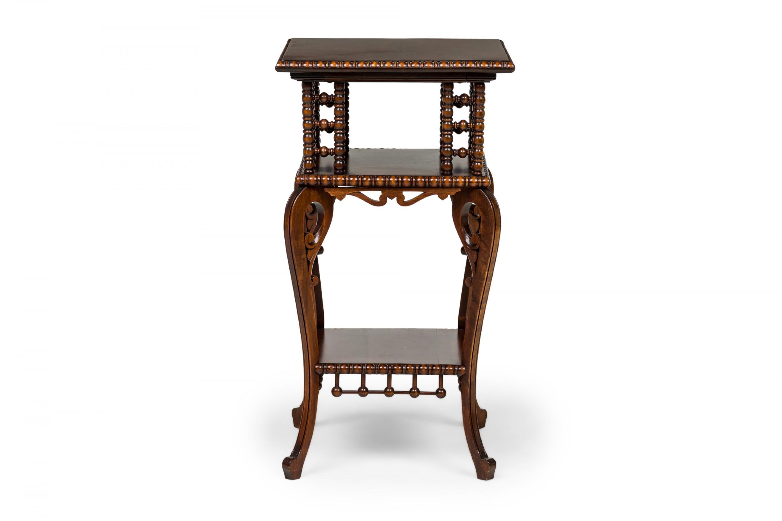 American Victorian Mahogany Square Side Table with Turned Ball Supports In Good Condition For Sale In New York, NY